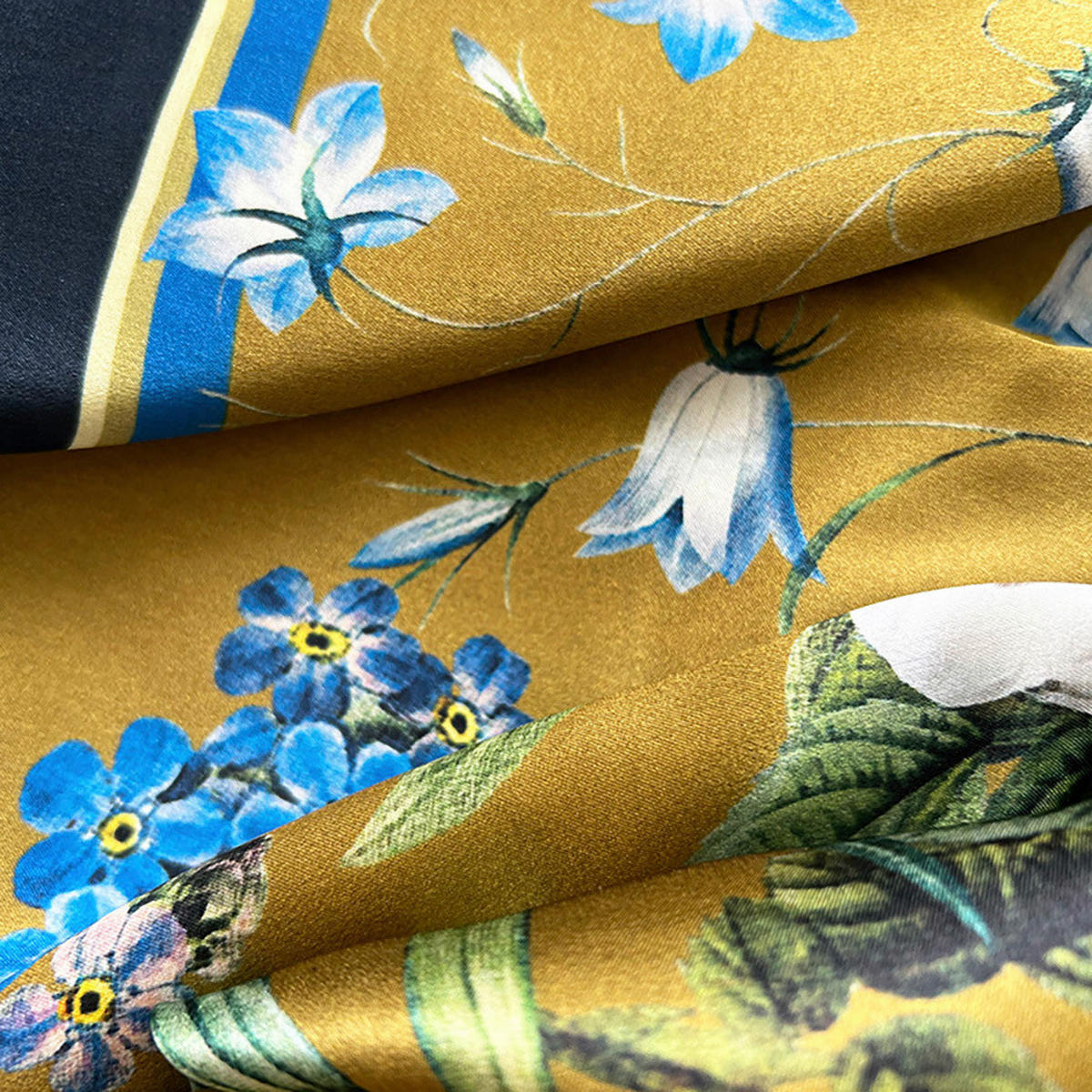 SCHAL BLUE FLOWER GARDEN GOLDJL  - Goldfarben, Basics, Textil (90/90cm)