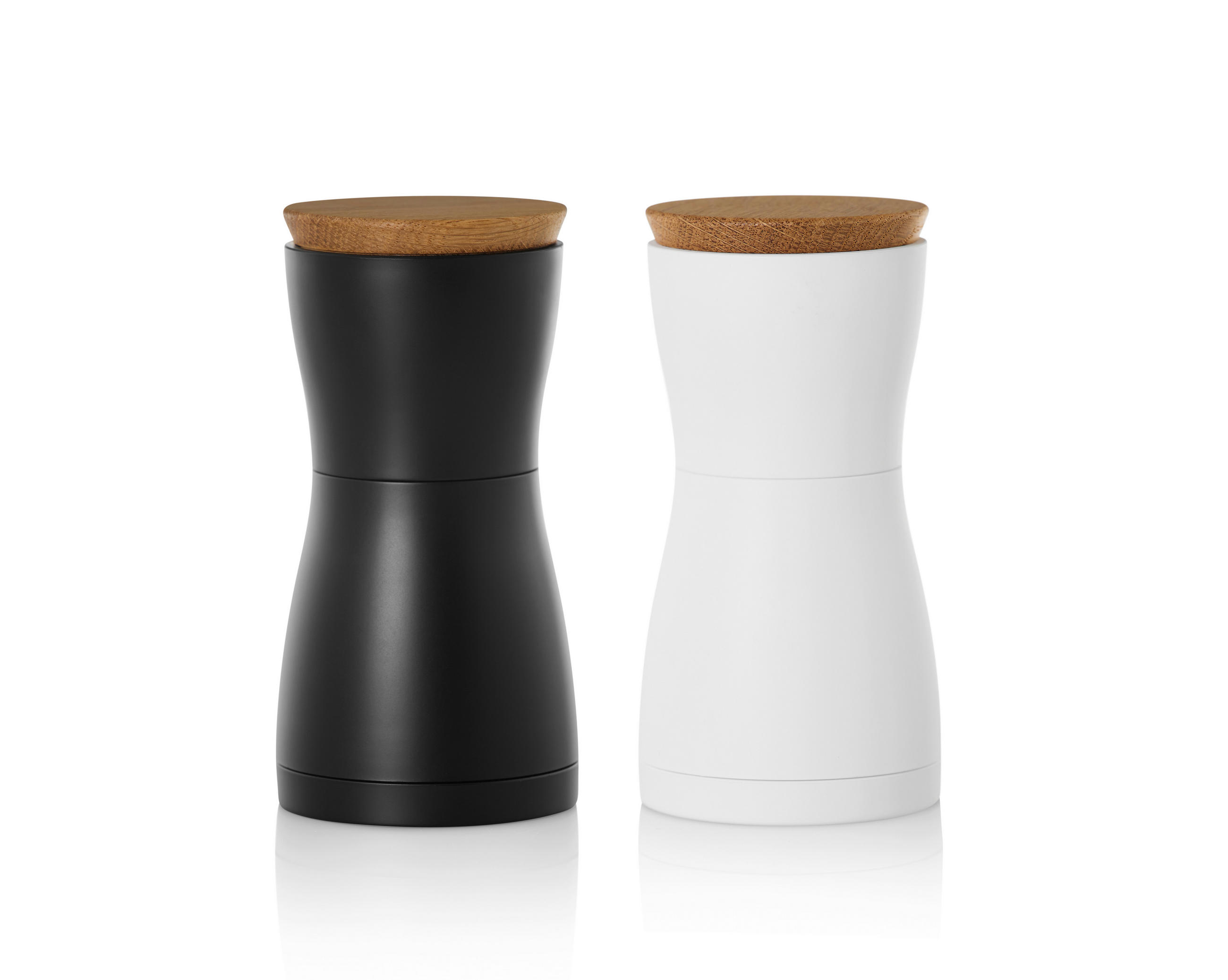 SALZ- UND PFEFFERMÜHLE TWIN  - Eichefarben/Schwarz, Design, Holz/Keramik (6,2/13,3cm) - AdHoc