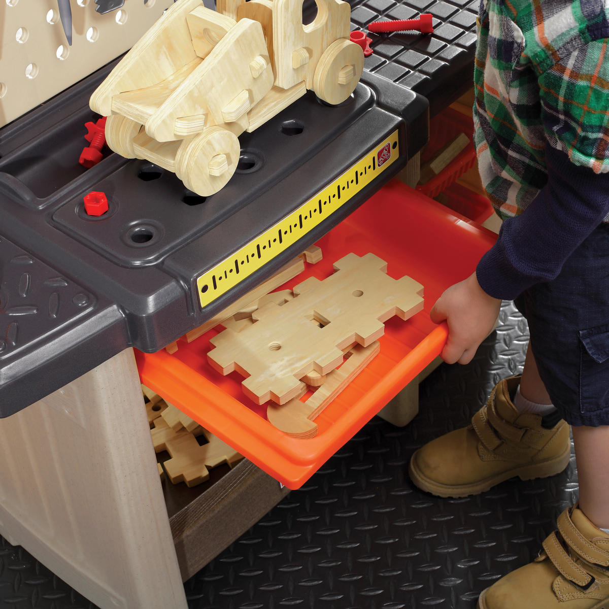 ARBETSBÄNK FÖR BARN - orange/beige, Klassisk, plast (92,1/89,9/33cm)