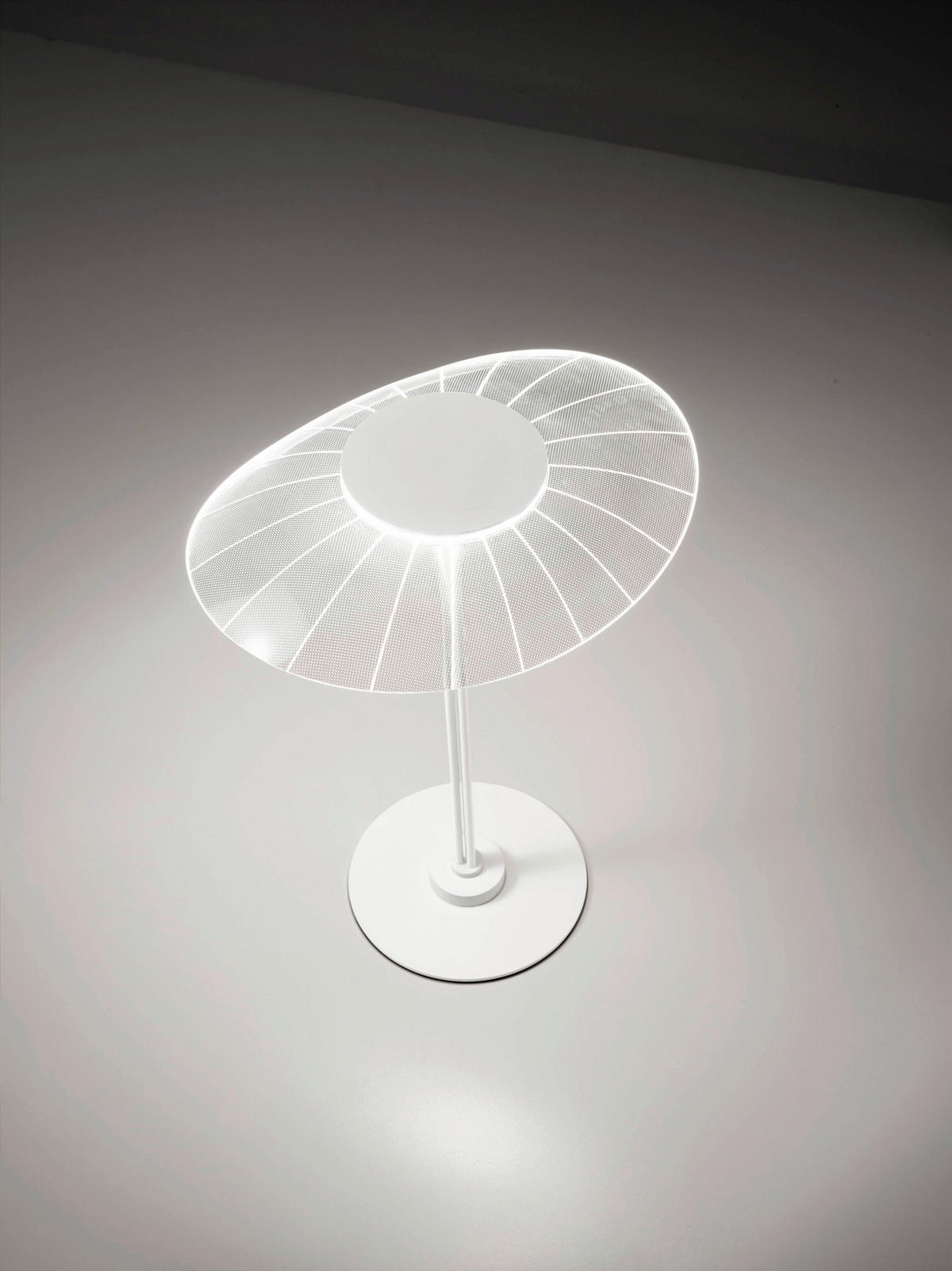 LED-TISCHLEUCHTE Vela 29/23/36,5 cm   - Weiß, Basics, Kunststoff/Metall (29/23/36,5cm) - Fabas Luce