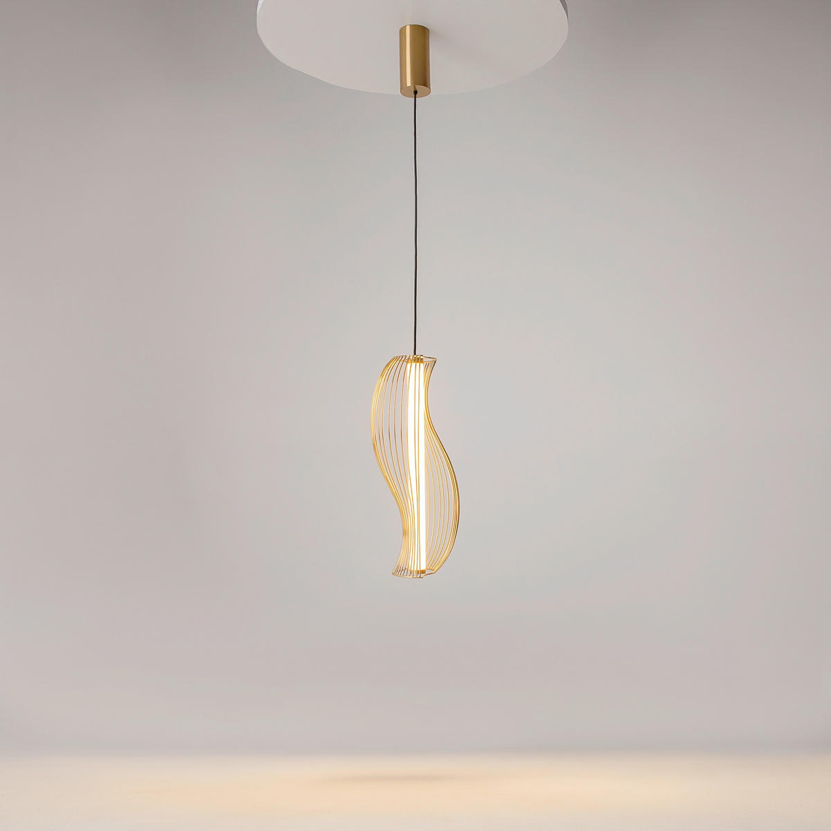 PENDELLEUCHTE Shadows of the past 21/352/17 cm  - Messingfarben, Design, Metall (21/352/17cm) - MAYTONI