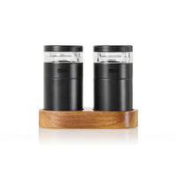 SALZ- UND PFEFFERMÜHLE  - Schwarz, Design (11,5/5,5/9,5cm) - AdHoc