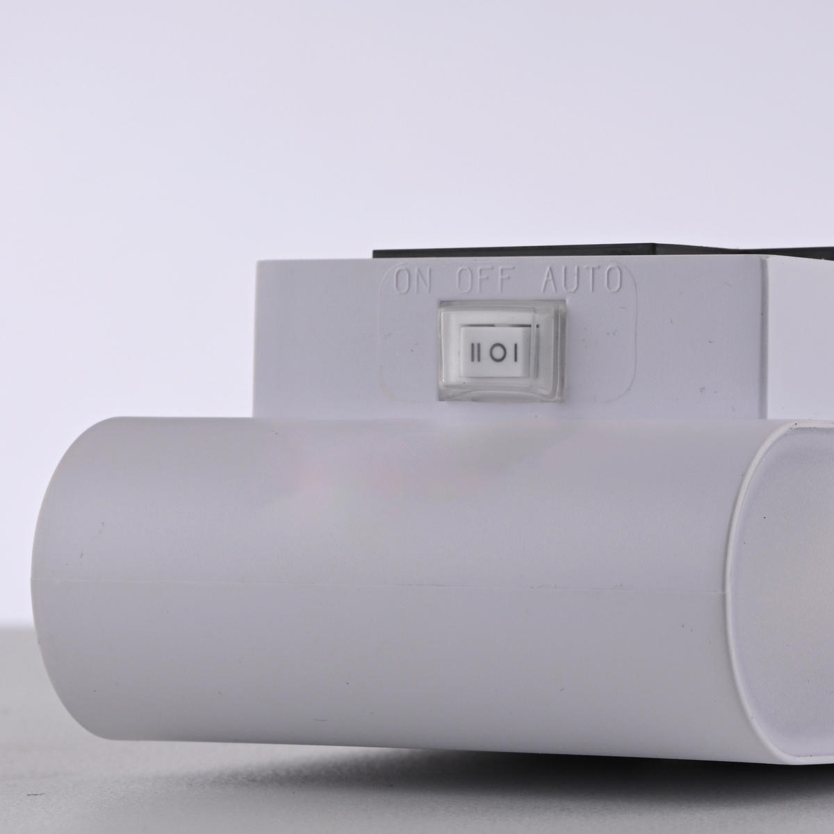 AKKU-WANDLEUCHTE - Weiß, Design, Kunststoff/Metall (16/6,5/9,5cm)