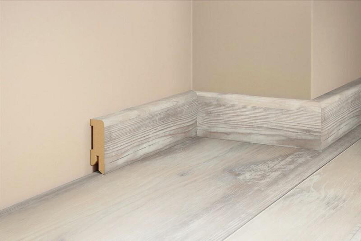 SOCKELLEISTE, Fichte Atelier  - Basics, Holz (240/5/1,6cm) - Tilo