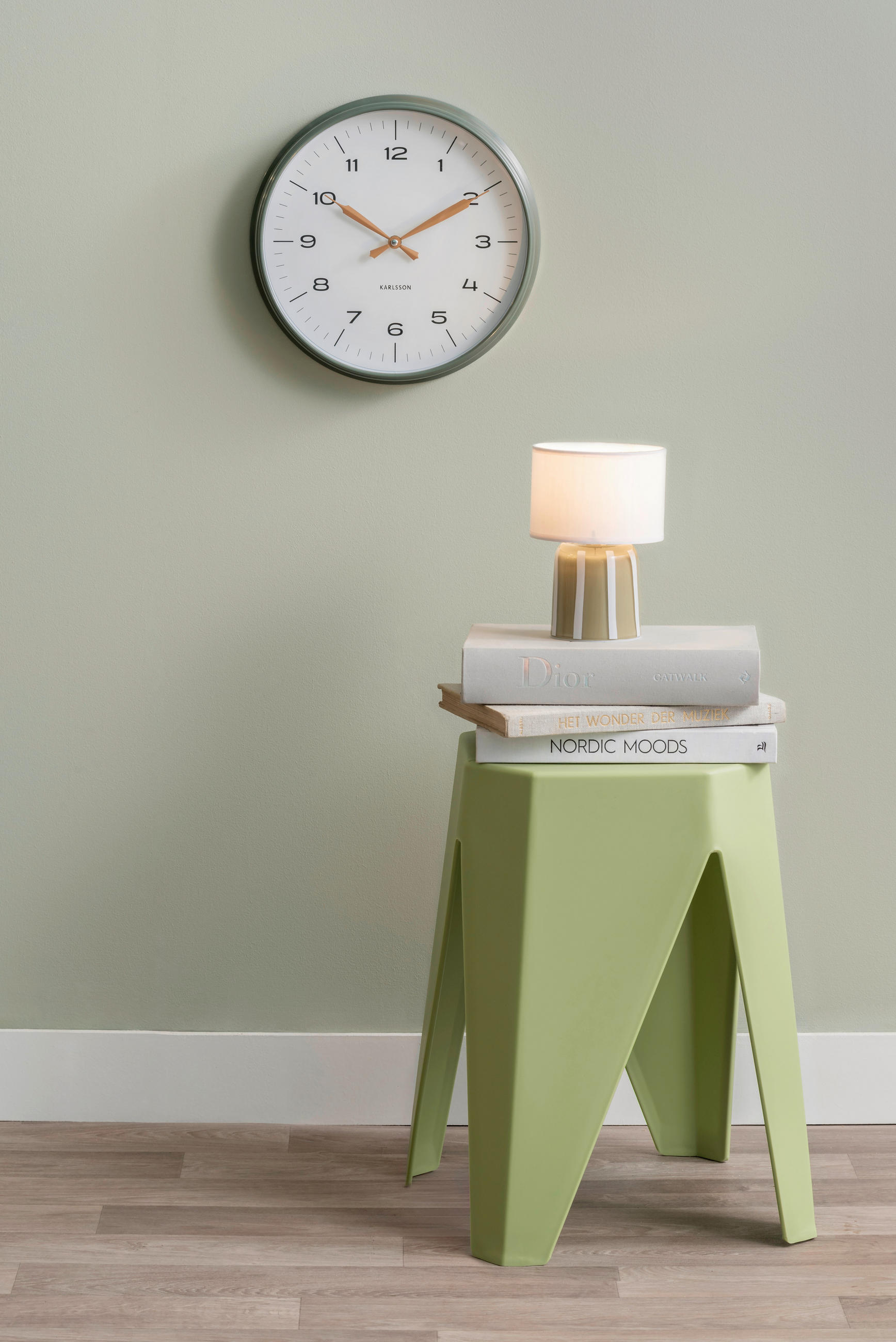 STAPELHOCKER Salbeigrün  - Salbeigrün, Basics, Kunststoff (29/47cm) - Leitmotiv