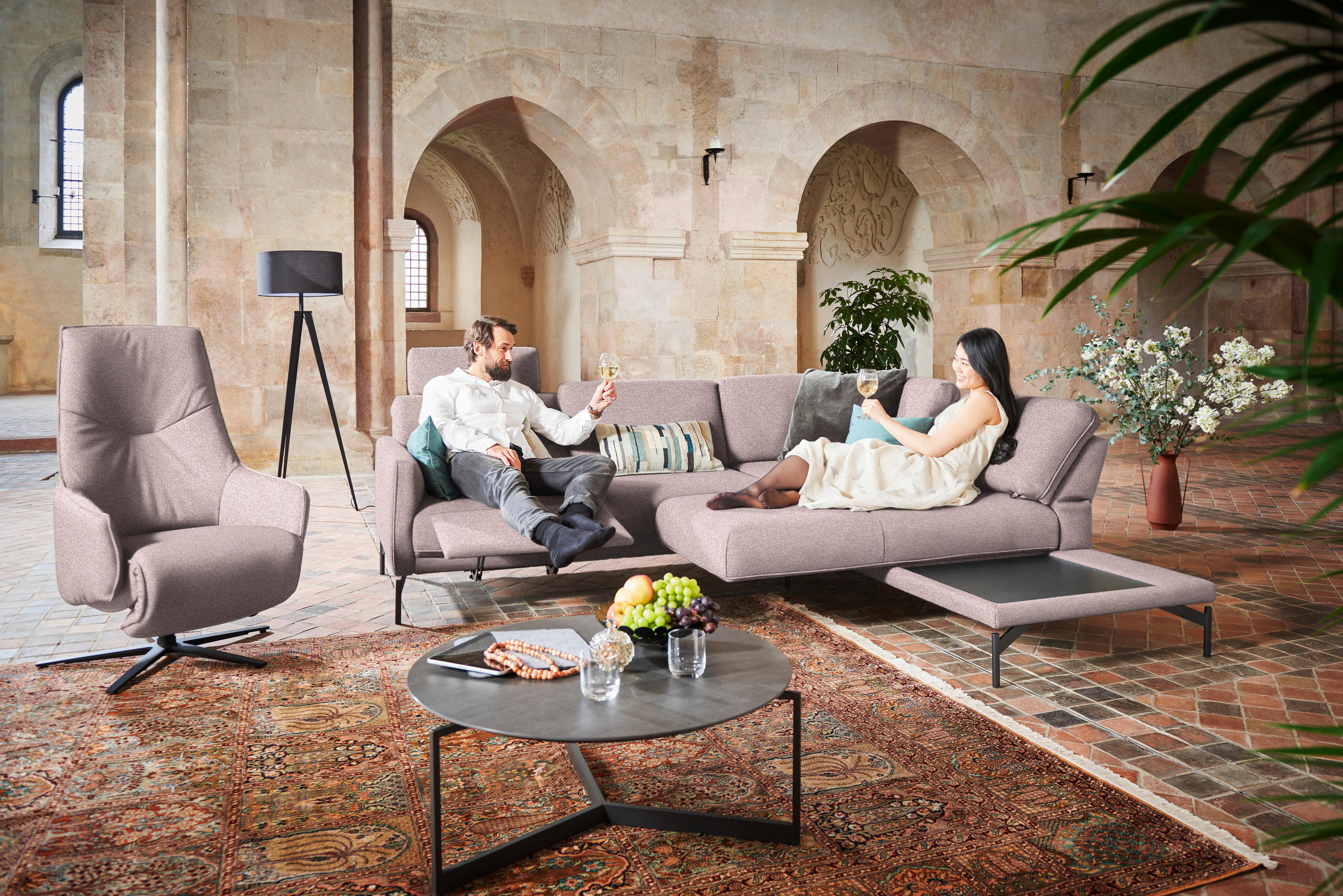 ECKSOFA in Flachgewebe, Struktur Rosa  - Anthrazit/Rosa, Design, Textil/Metall (254/230cm) - Johann Jakob