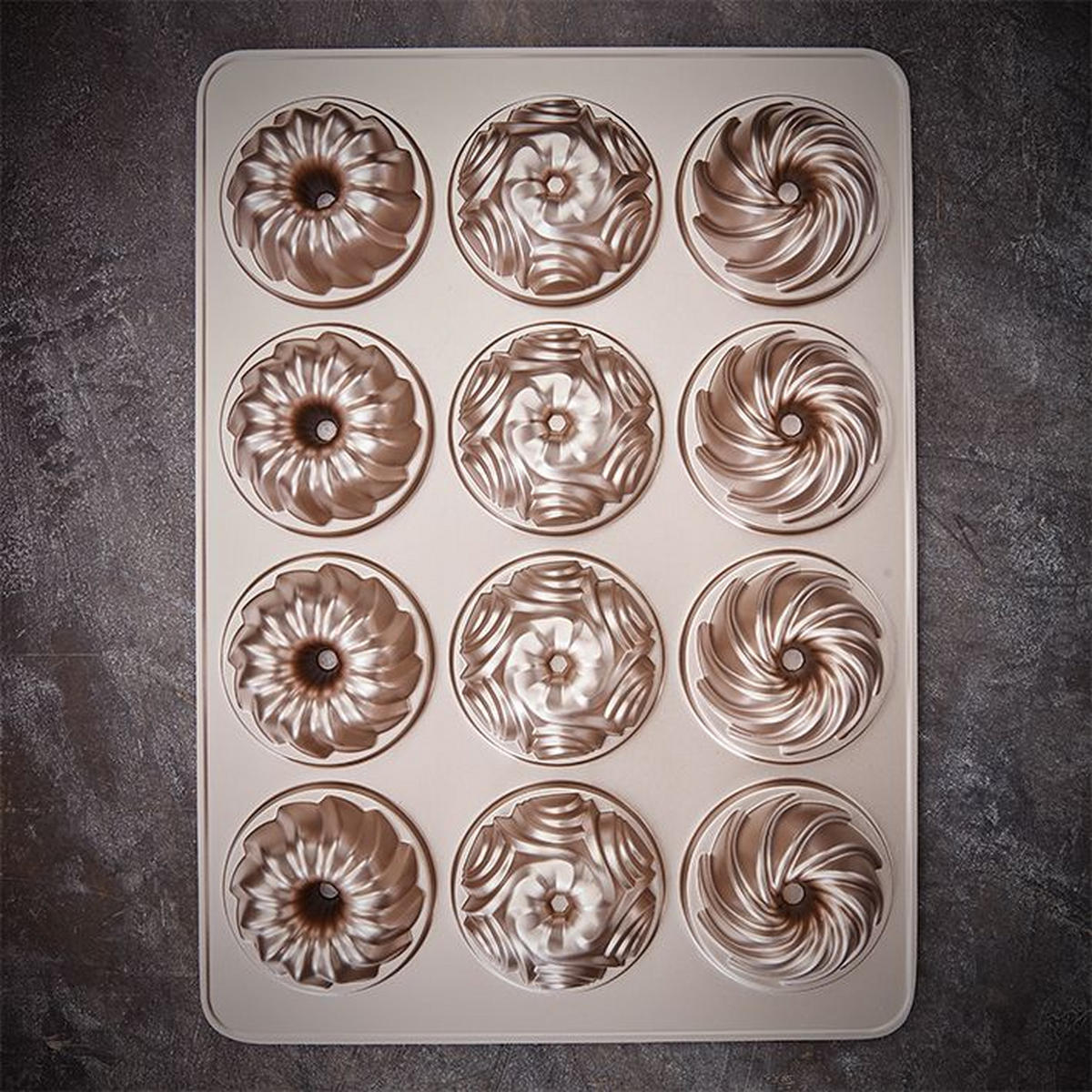 MINI-GUGELHUPFBLECH  - Goldfarben, Design, Metall (39,5/4,2/28,5cm) - Birkmann