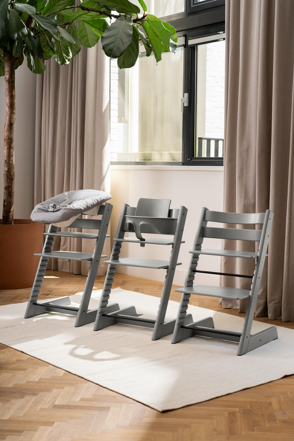 SET ZA STOLČEK ZA HRANJENJE  TT Bundles  83/57/46 cm         svetlo siva  - svetlo siva, Basics, les (83/57/46cm) - Stokke