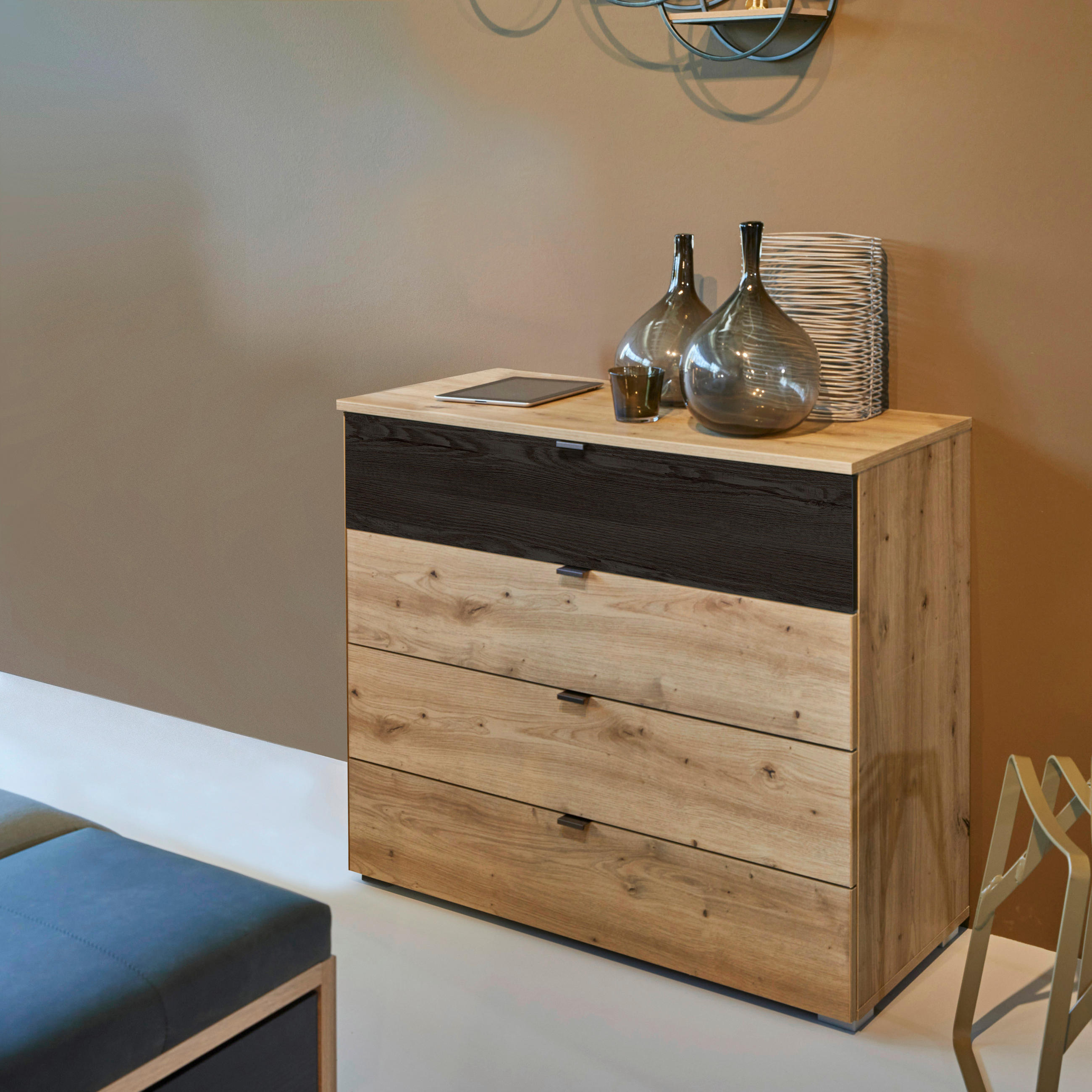 KOMMODE  in 80/81/42 cm  - Schwarz/Alufarben, MODERN, Holzwerkstoff/Kunststoff (80/81/42cm) - Rauch Möbel