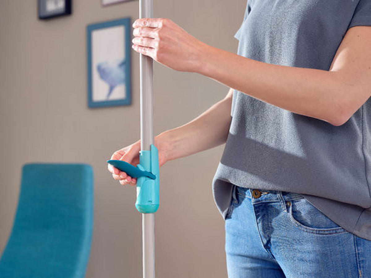 BODENREINIGUNGS-SET CLEAN TWIST DISC MOP  - Basics (109-140cm) - Leifheit