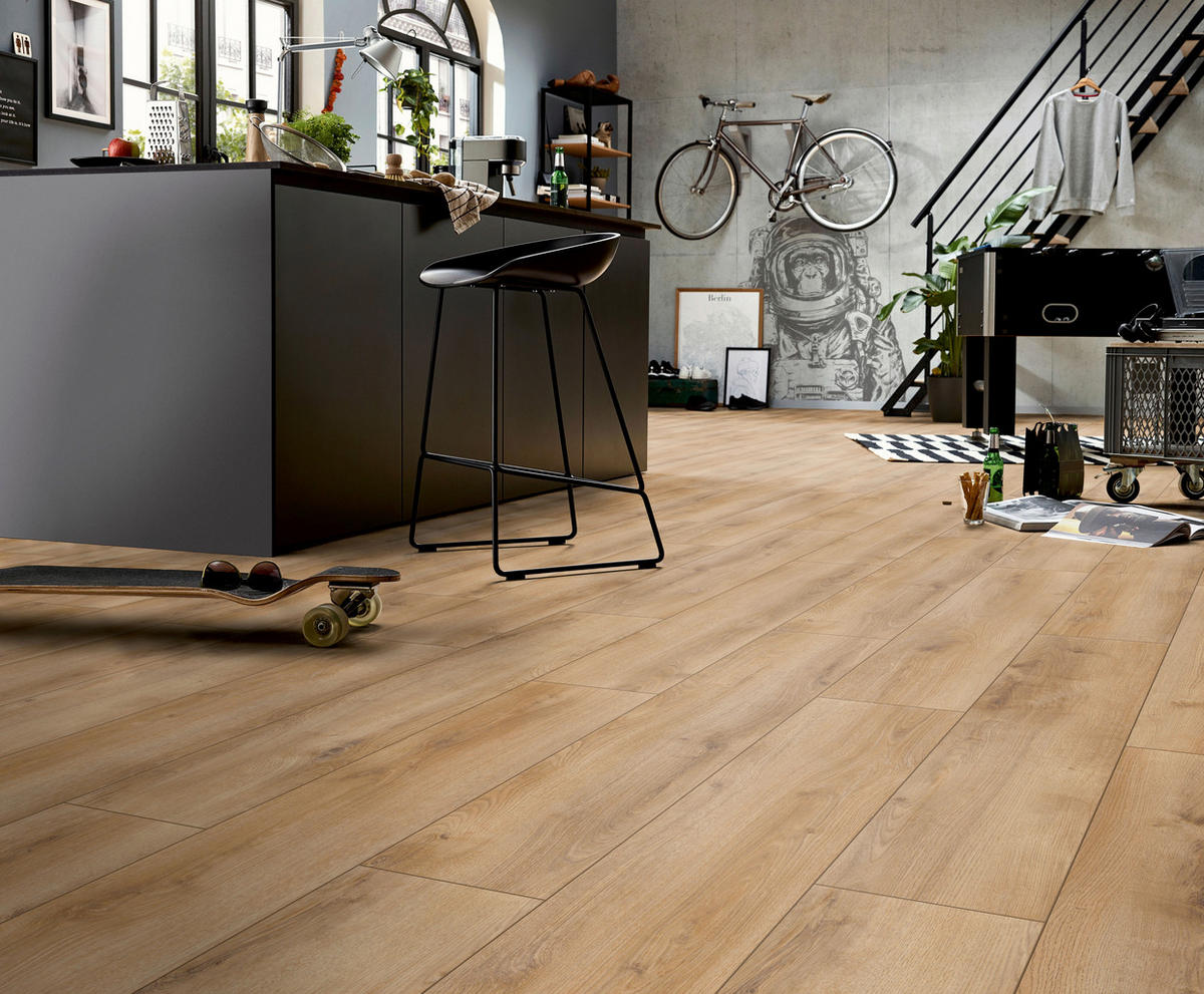 LAMINATBODEN Superior Advanced plus  - Eichefarben, KONVENTIONELL, Holz (138.0/24.4/0.8cm)