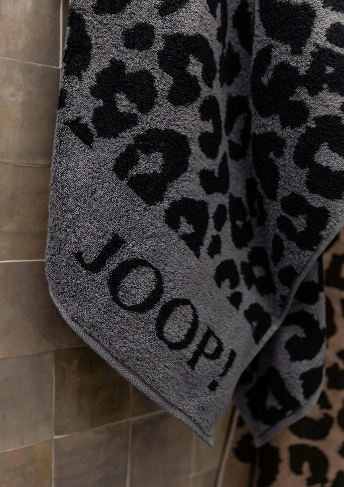 SAUNATUCH LEO Graphitfarben  - Graphitfarben, Basics, Textil (80/200cm) - Joop!
