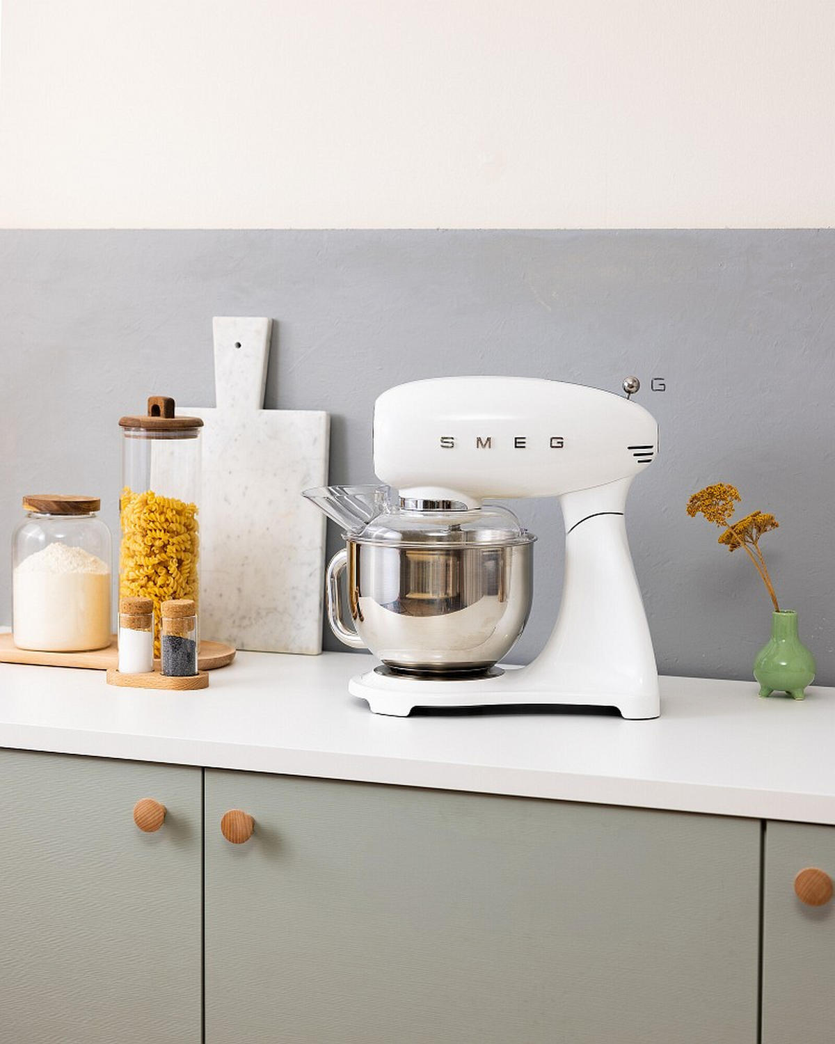 KÜCHENMASCHINE 50´S STYLE SMF05CREU  - Alufarben/Weiß, Basics, Metall (40,2/37,8/22,1cm) - SMEG