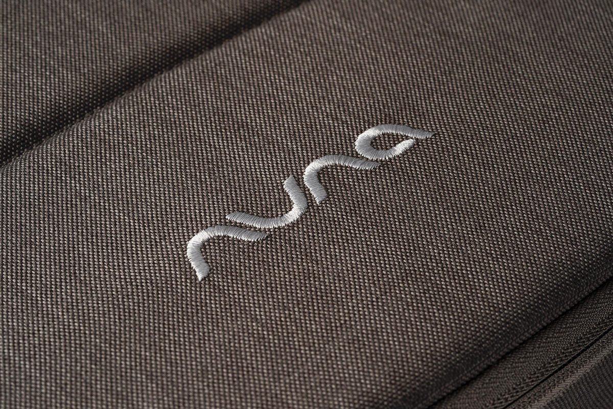 TRAGEWANNE Demi next  - Graubraun/Grauweiß, Basics, Kunststoff (43/58/88cm) - Nuna