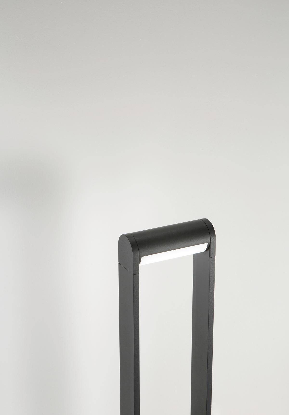 SPOLJNA PODNA SVETILJKA Wild  - tamnosiva/bela, Dizajnerski, metal/plastika (17.5/6,5/60cm)