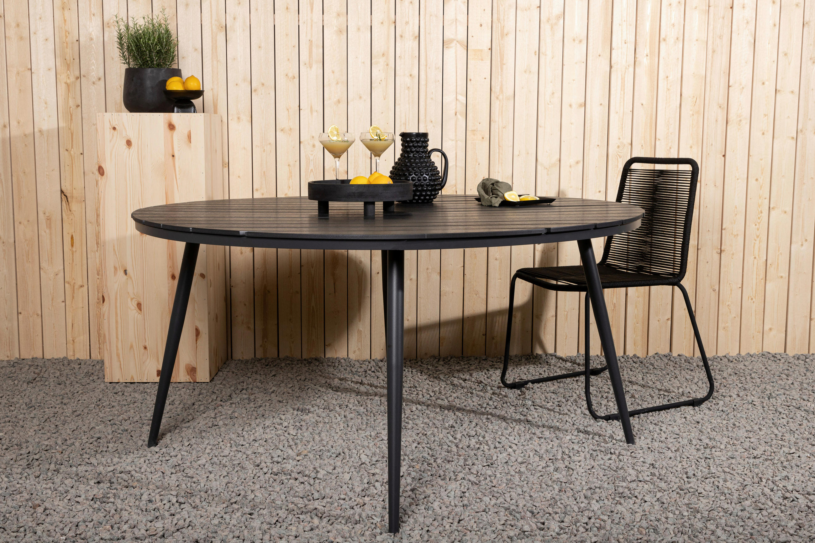 UTEBORD metall, plast rund  - svart, Klassisk, metall/plast (150/150/74cm) - Gardenson