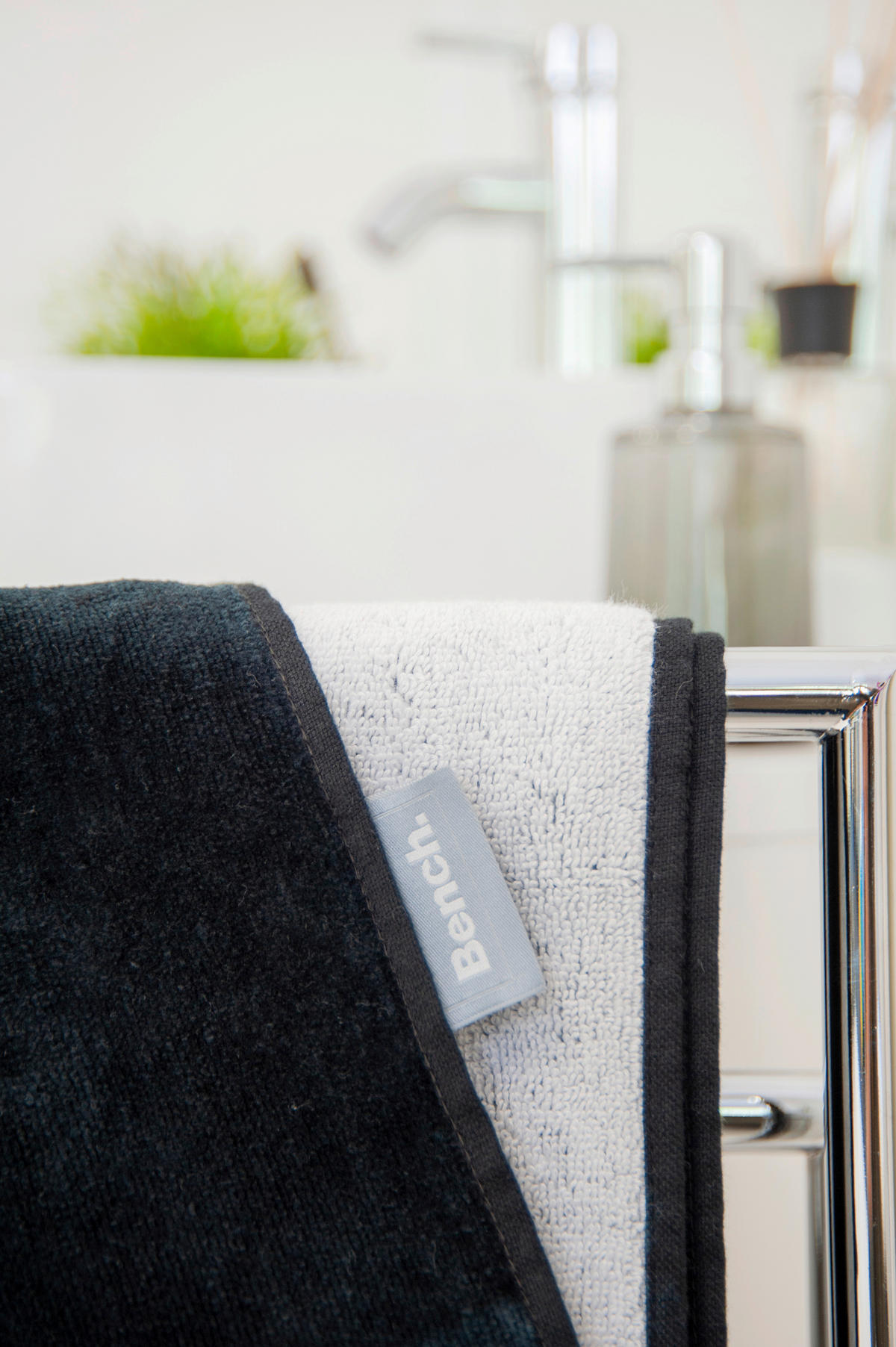 STRANDTUCH Schwarz, Weiß 80/180 cm  - Schwarz/Weiß, KONVENTIONELL, Textil (80/180cm) - Bench