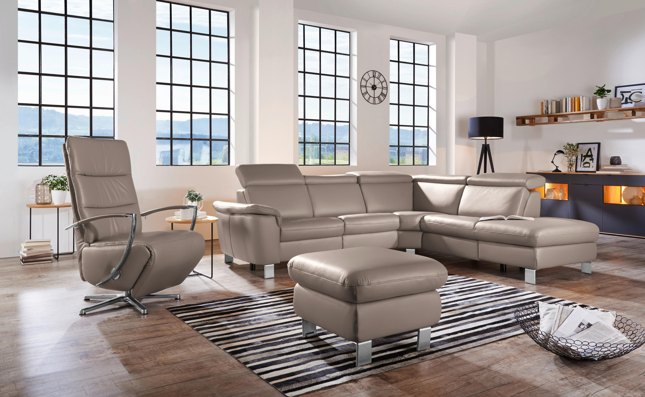 ECKSOFA in Echtleder Fango  - Fango/Alufarben, Design, Leder/Metall (271/239cm) - Cantus