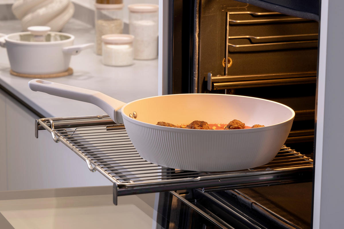 BRATPFANNE Pamela Reif Serie SHELL Keramikbeschichtung 28 cm  - Beigebraun, Basics, Metall (28cm) - Fackelmann