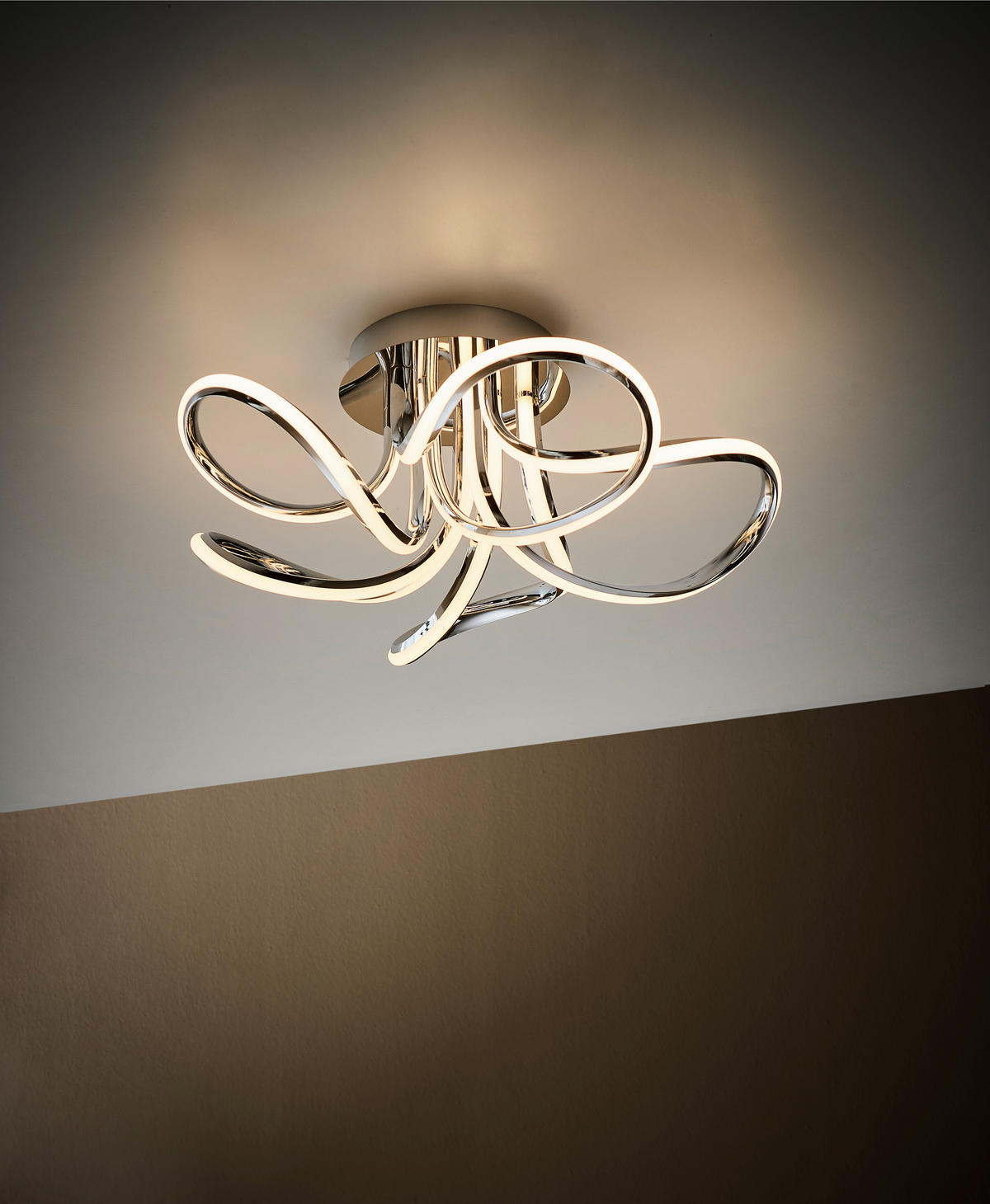 PLAFONIERĂ CU LED - argintiu, Trend, plastic/metal (58/22cm) - Novel