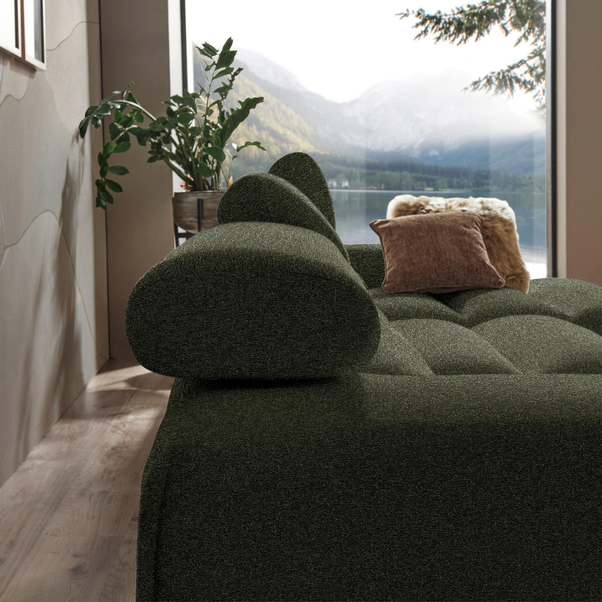 ECKSOFA in Velours Dunkelgrün  - Dunkelgrün/Buchefarben, Design, Holz/Textil (329/150cm) - Lomoco
