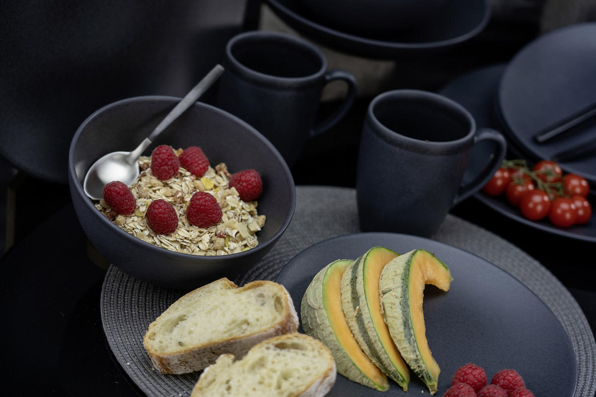 KOMPLETT SERVIS Soft Touch Black 16 delar  - svart, Trend, keramik - Creatable