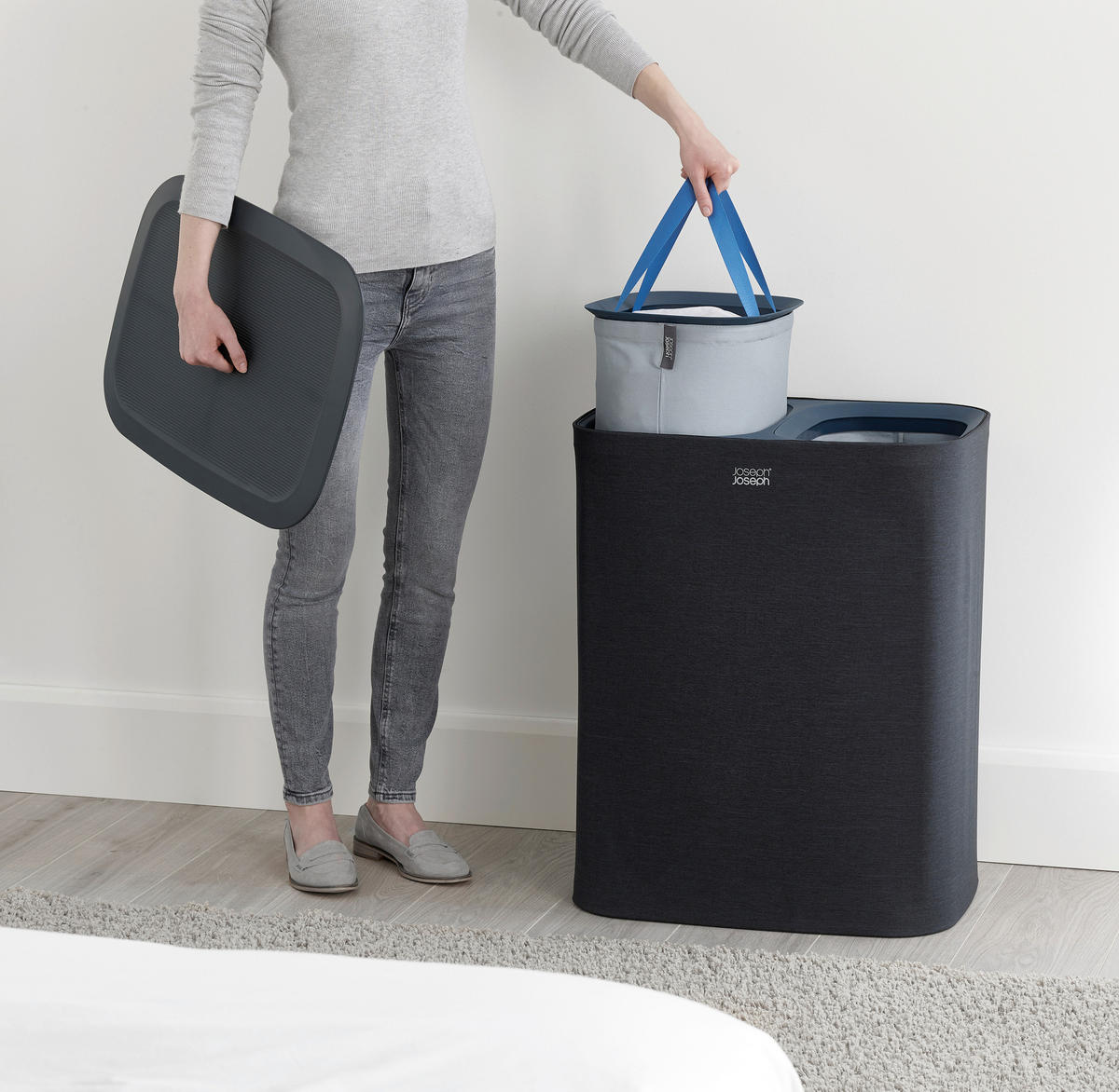 KOŠ ZA PERILO - črna, Basics, umetna masa/tekstil (56/71/39,5cm) - Joseph Joseph