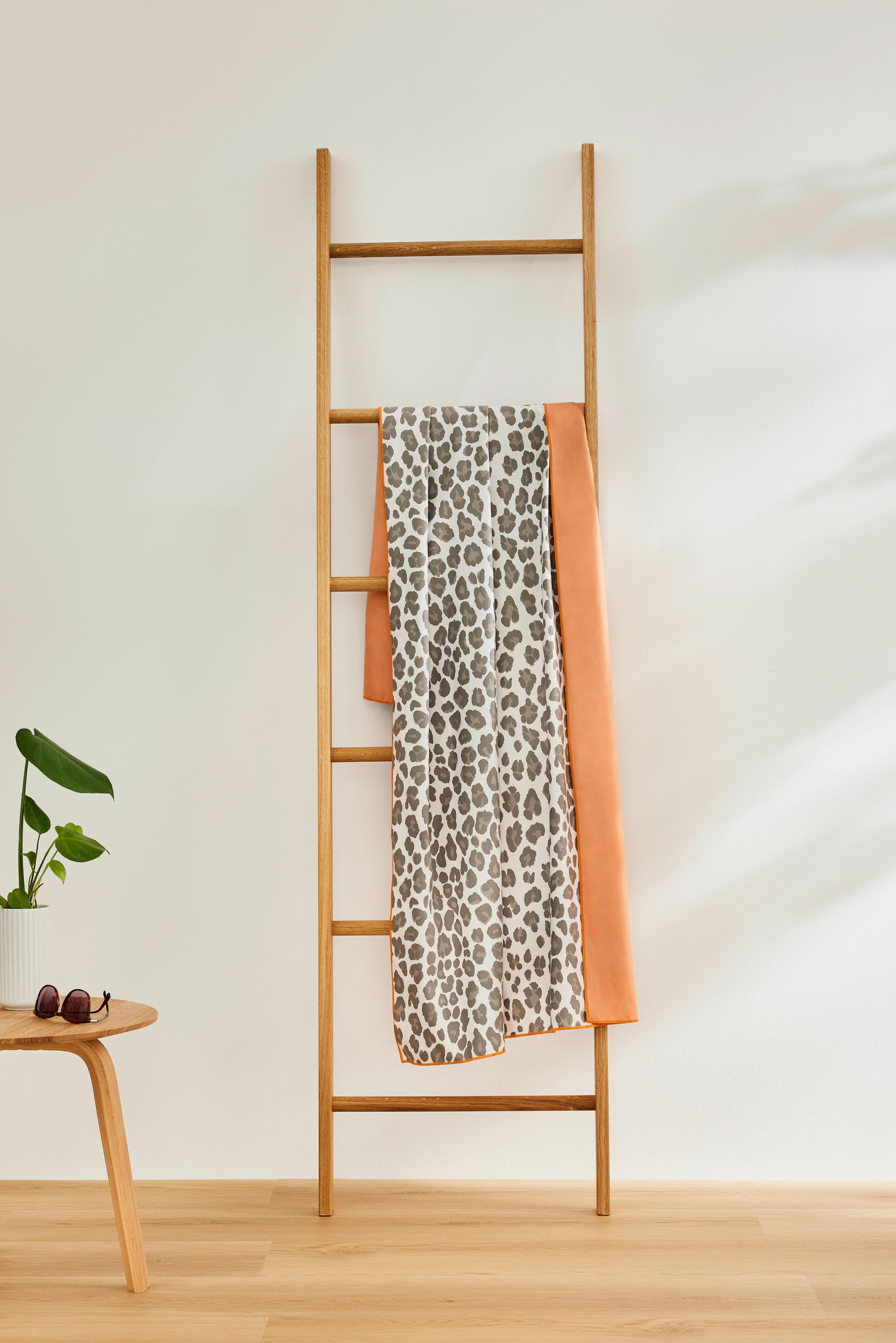 SPORTHANDTUCH 90/180 cm SPORTS Grau, Naturfarben, Orange  - Naturfarben/Orange, Basics, Textil (90/180cm) - S. Oliver