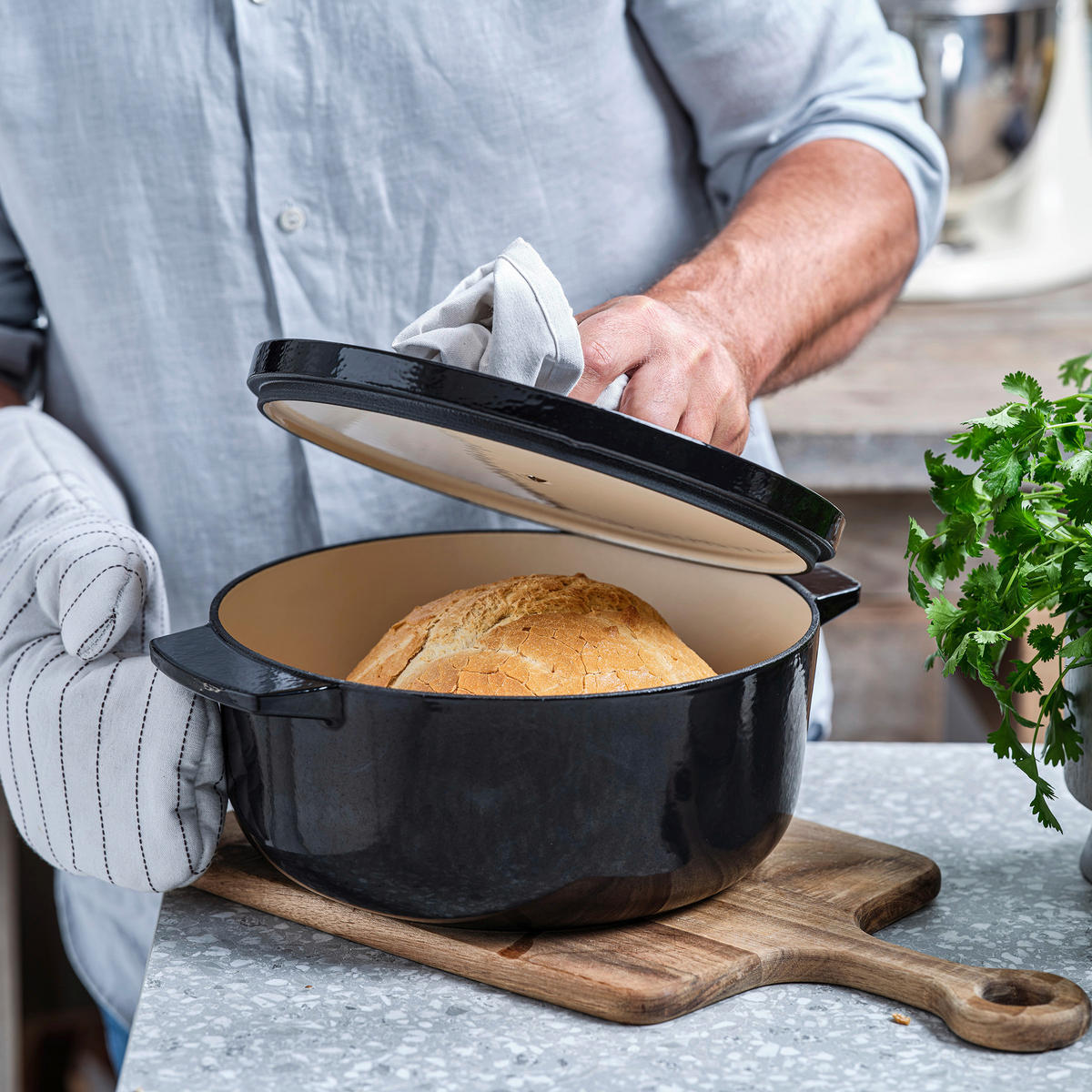BRÄTER Cast Iron  - Creme/Schwarz, Basics, Metall (3.3l) - Kitchenaid