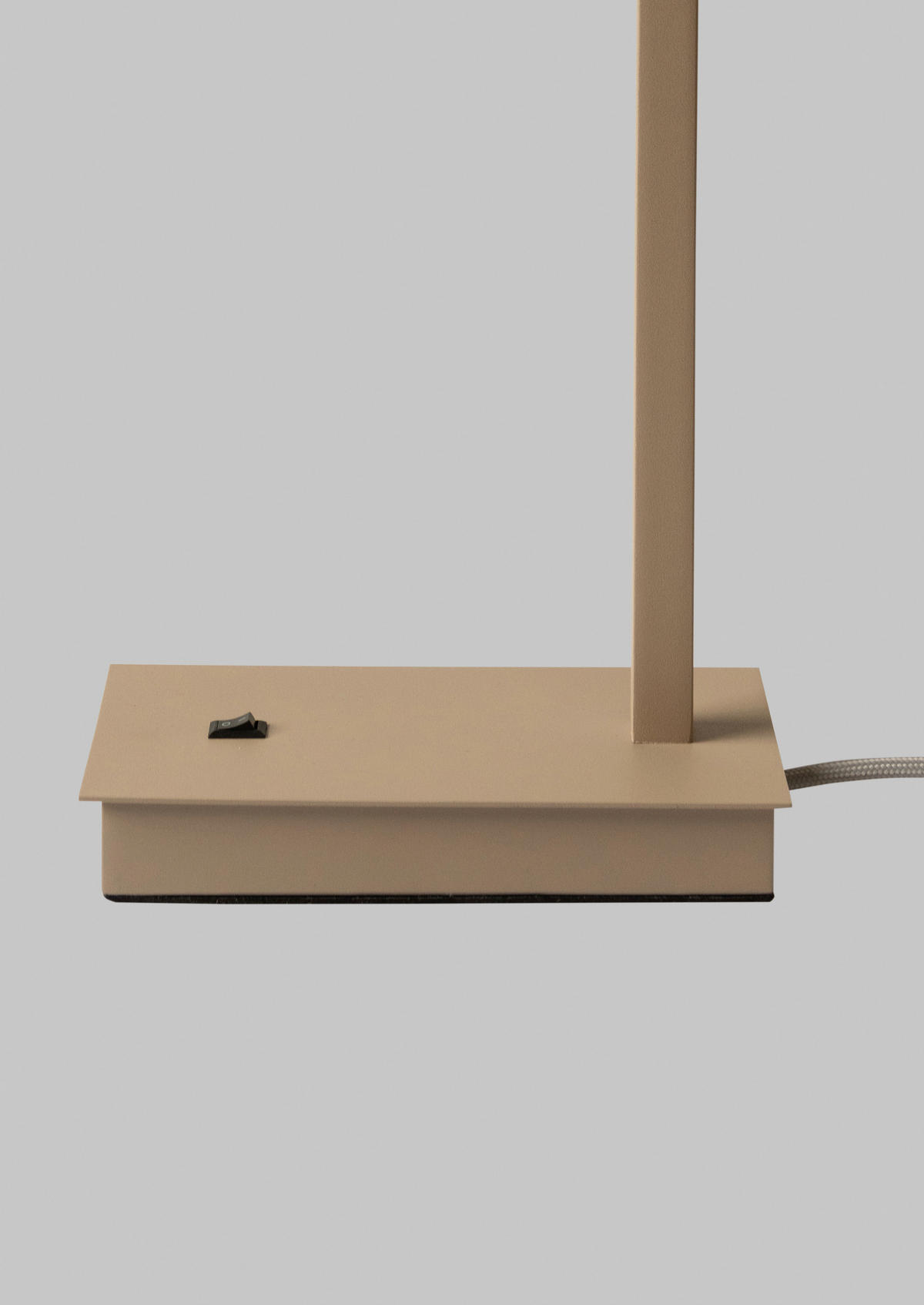 BORDSLAMPA It's about RoMi 18/10/44 cm   - vit/sandfärgad, Design, metall/textil (18/10/44cm) - It's about Romi
