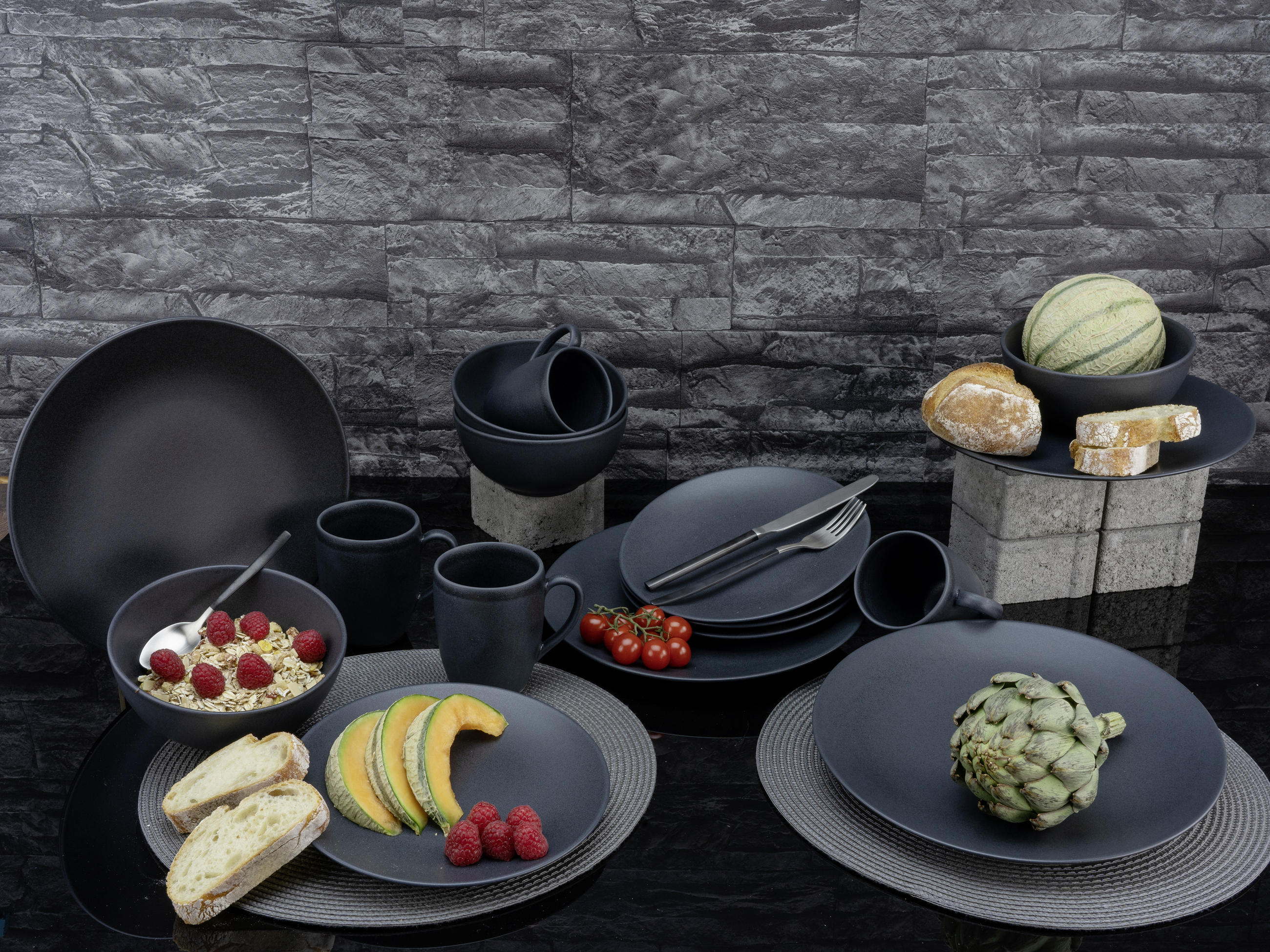 KOMBISERVICE SOFT TOUCH BLACK Schwarz 16-teilig Soft Touch Black  - Schwarz, Trend, Keramik - Creatable