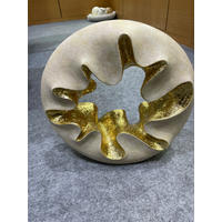 SCULPTURĂ - alb/auriu, Basics, plastic (31/11/29,5cm)