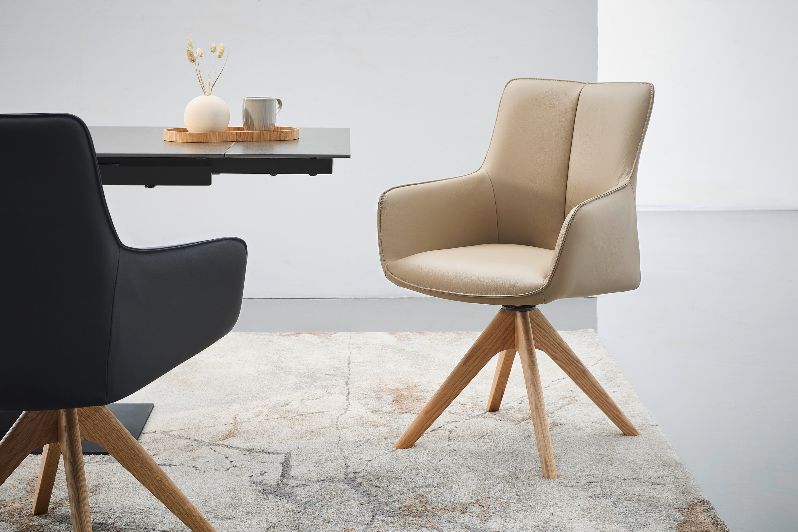 ARMLEHNSTUHL  in Eisen Echtleder pigmentiert  - Eichefarben/Beige, MODERN, Leder/Holz (64/87/60cm) - Novel