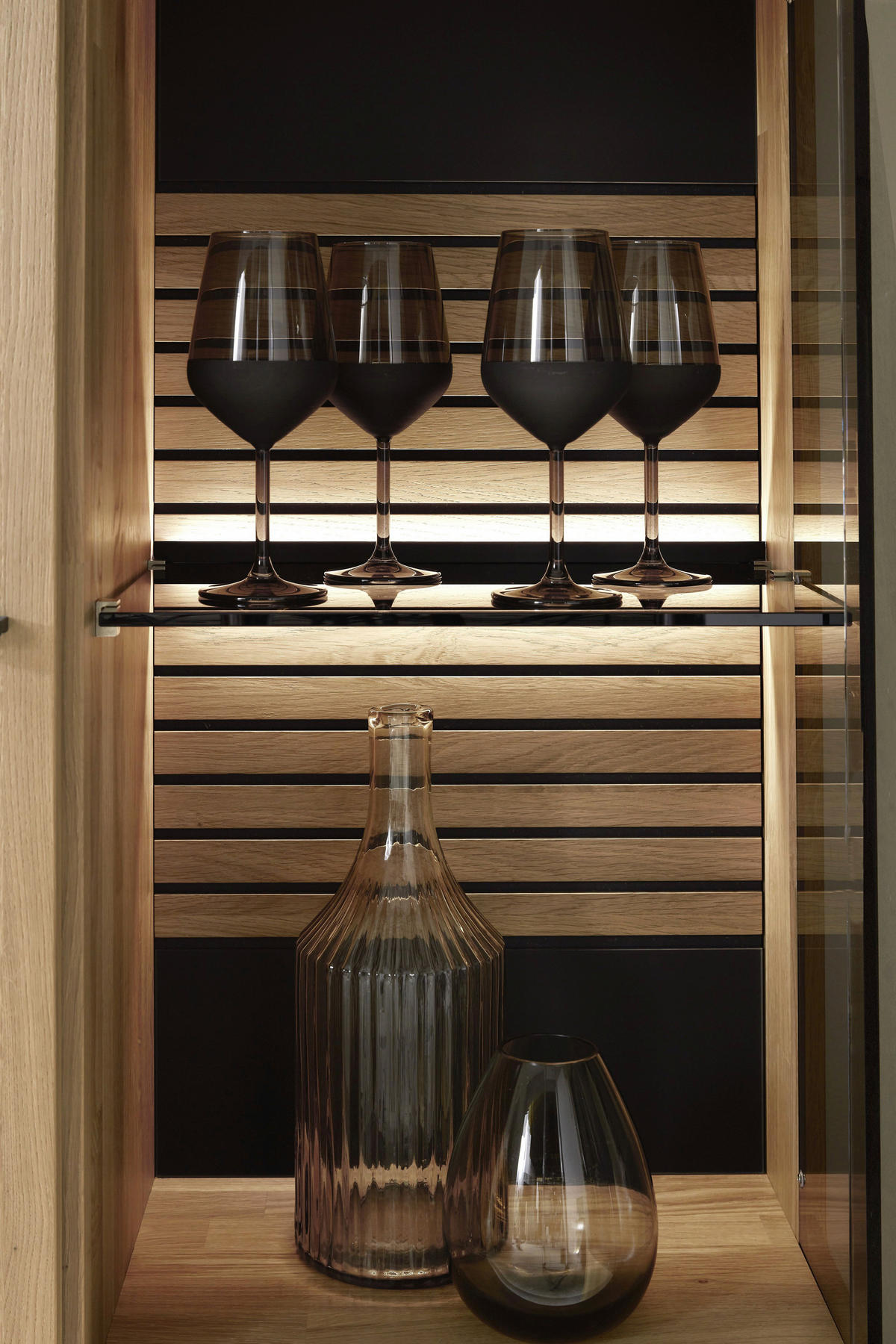 HIGHBOARD Wildeiche  136,9/138,3/37,1 cm  - Wildeiche/Dunkelgrau, Natur, Glas/Holz (136,9/138,3/37,1cm) - Valdera