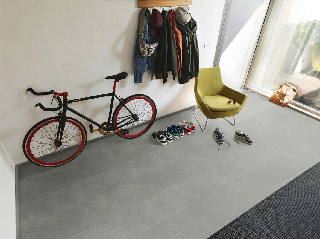 VINYLBODEN Eleganto Stein Graphit 100006501  per  m² - Grau, Design, Holz (121/28,8/1cm) - Tilo