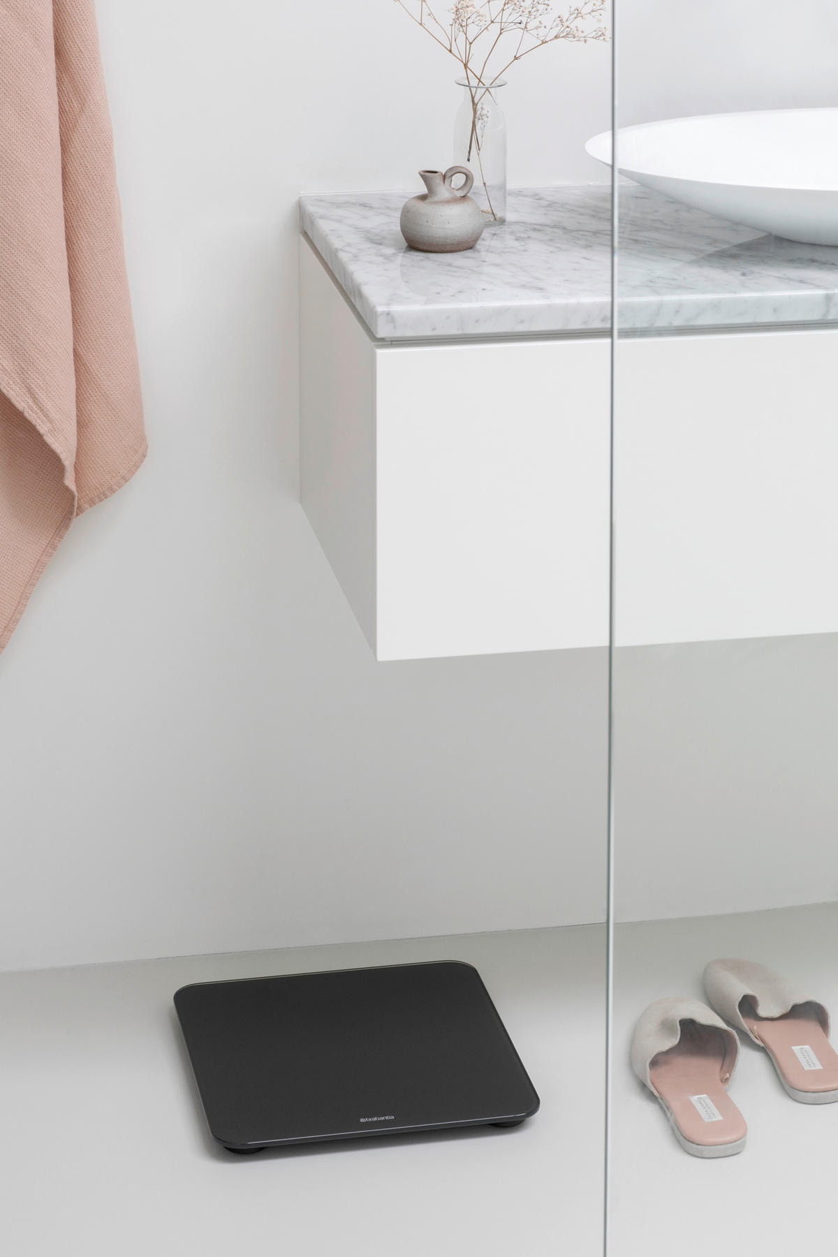 OSEBNA TEHTNICA - siva, Basics, umetna masa/steklo (30/2.4/30cm) - Brabantia