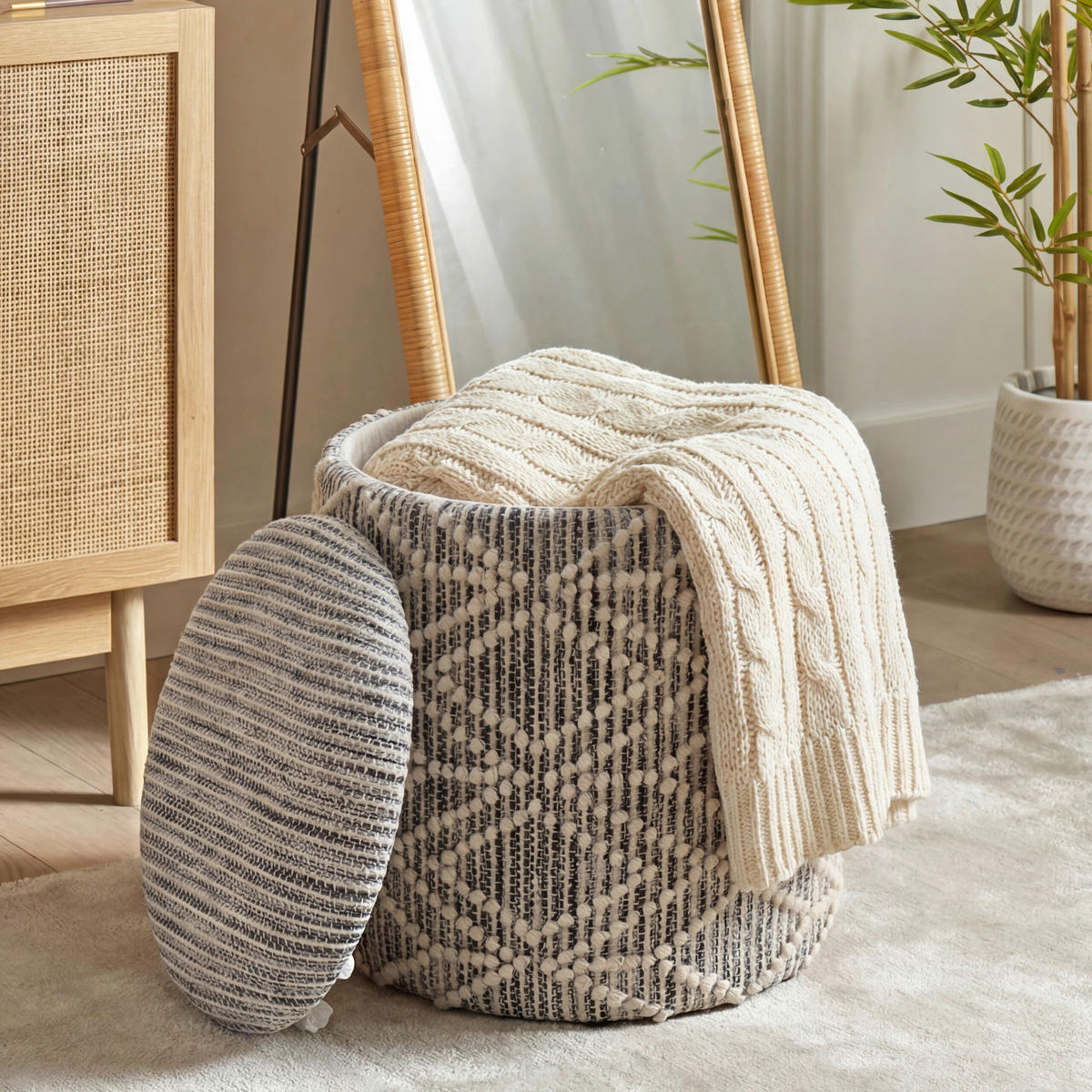 HOCKER Textil Grau  - Grau, Design, Textil (40/45/40cm) - Livetastic