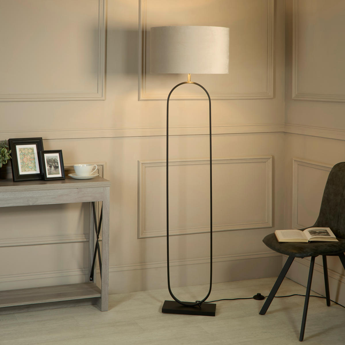 STEHLEUCHTE Modish 50/50/164 cm  - Beigebraun/Schwarz, Design, Metall (50/50/164cm)