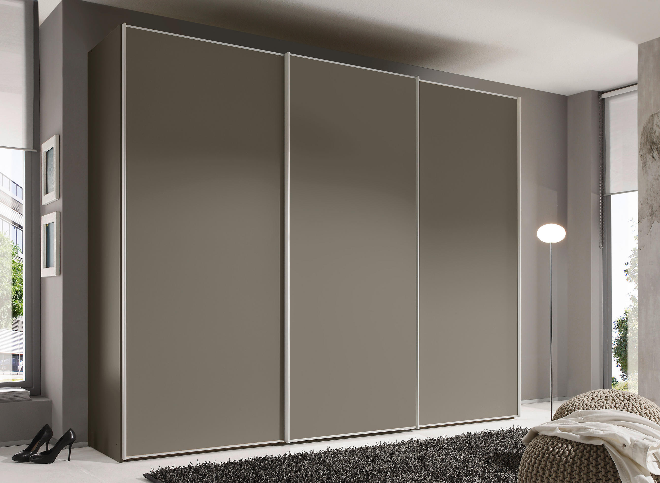 SCHWEBETÜRENSCHRANK in Mokka  - Alufarben/Mokka, Design, Holzwerkstoff/Metall (249/240/68cm) - Moderano