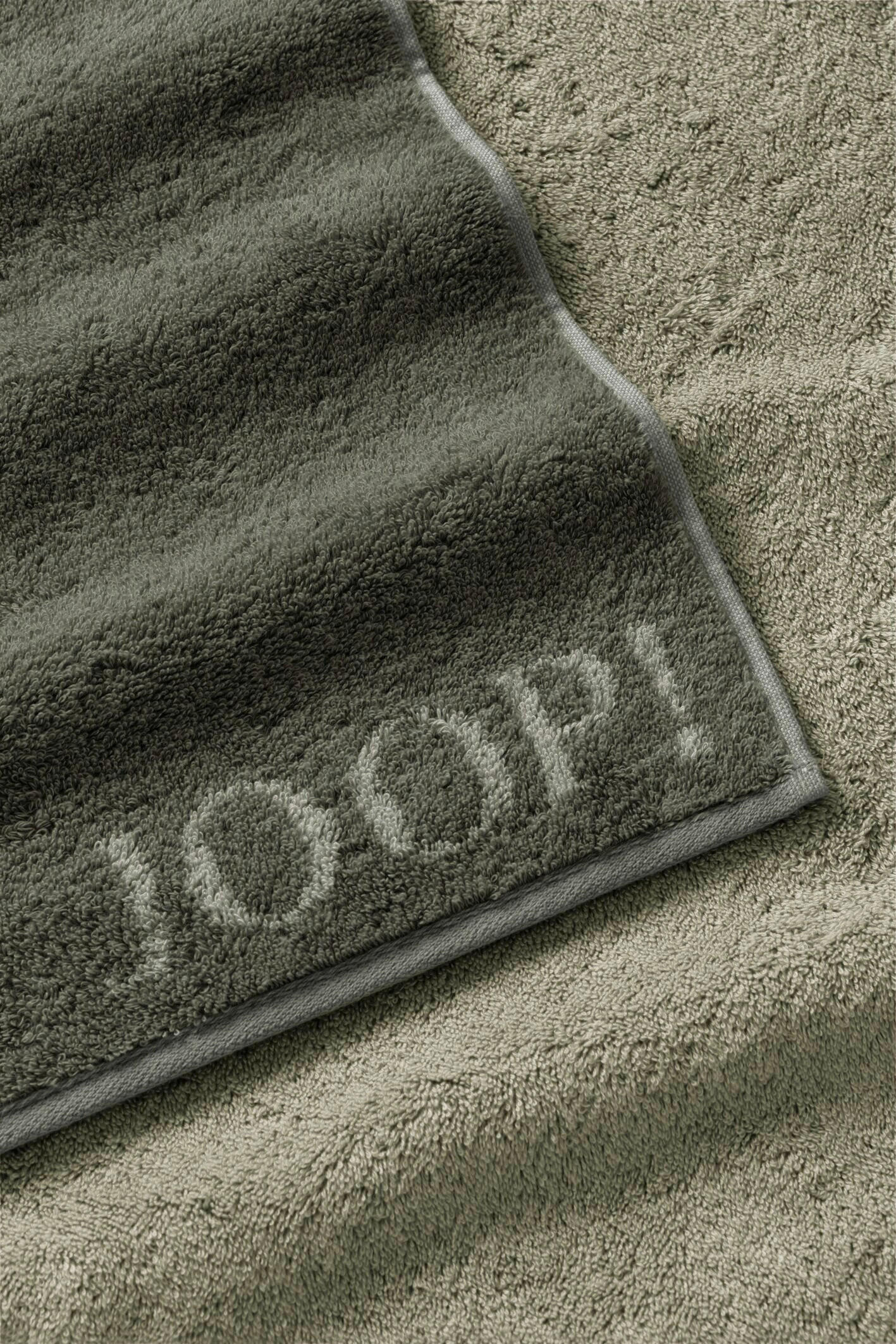 HANDTUCH Contour Doubleface Olivgrün, Dunkelgrau, Hellgrau  - Dunkelgrau/Hellgrau, Basics, Textil (50/100cm) - Joop!