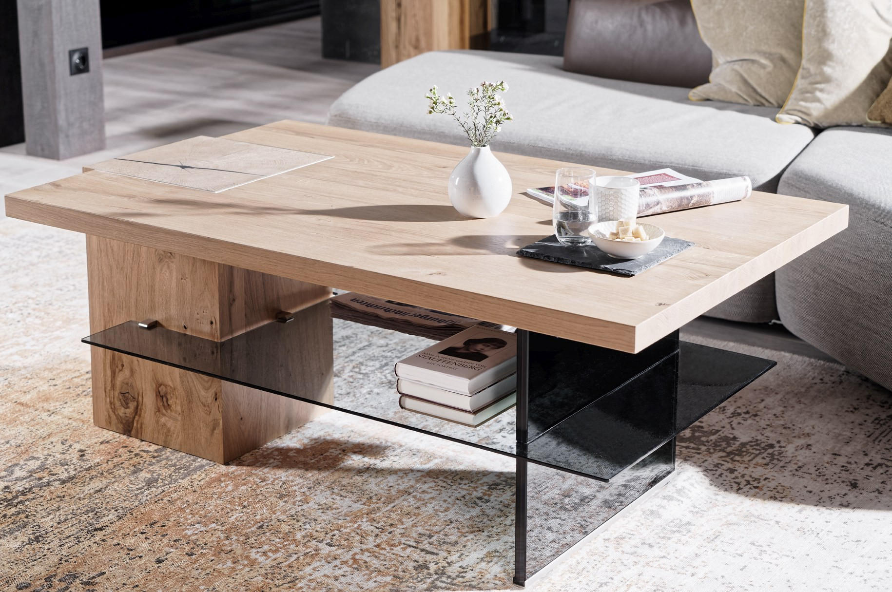 Thumbnail - Voglauer Couchtisch, Grau, Eiche, Holz, Glas, Altholz, Eiche, furniert, 80x50x83.8 cm, Goldenes M, Made in Austria, Wohn...