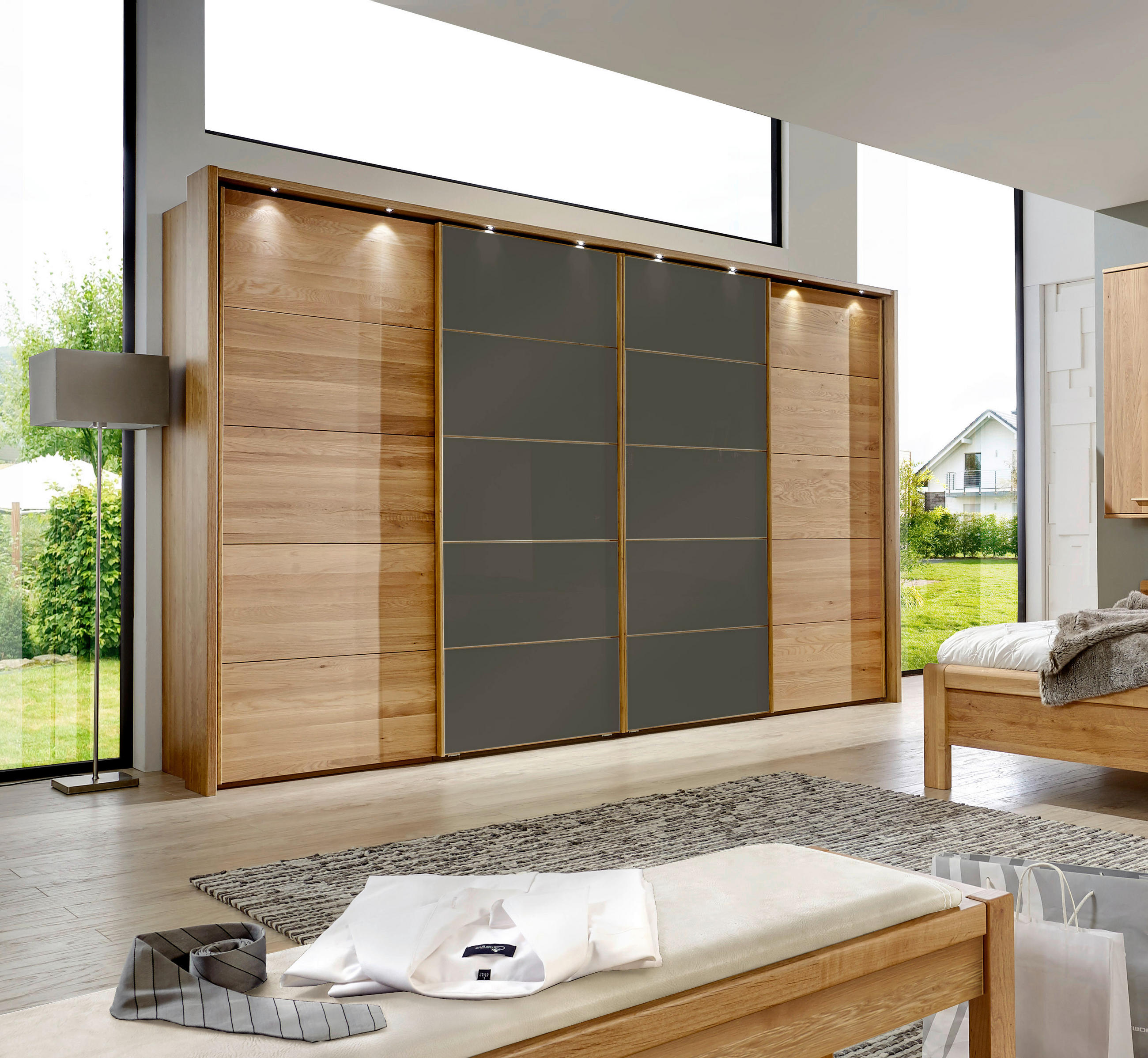 OMARA Z DRSNIMI VRATI, masivno, delno masivno hrast temno rjava, hrast bianco - temno rjava/hrast bianco, Natur, steklo/leseni material (300/236/67cm) - Linea Natura
