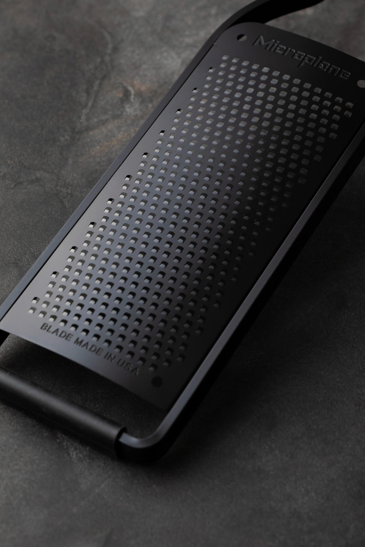 REIBE BLACK SHEEP  - Schwarz, Basics, Metall (30/6,8/1,5cm) - MICROPLANE