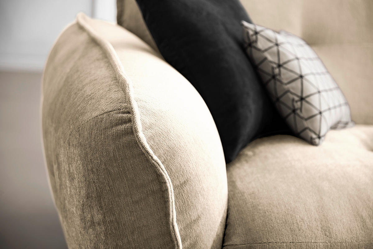 ECKSOFA in Chenille Creme  - Creme/Schwarz, Modern, Kunststoff/Textil (269/184cm) - Trendmanufaktur