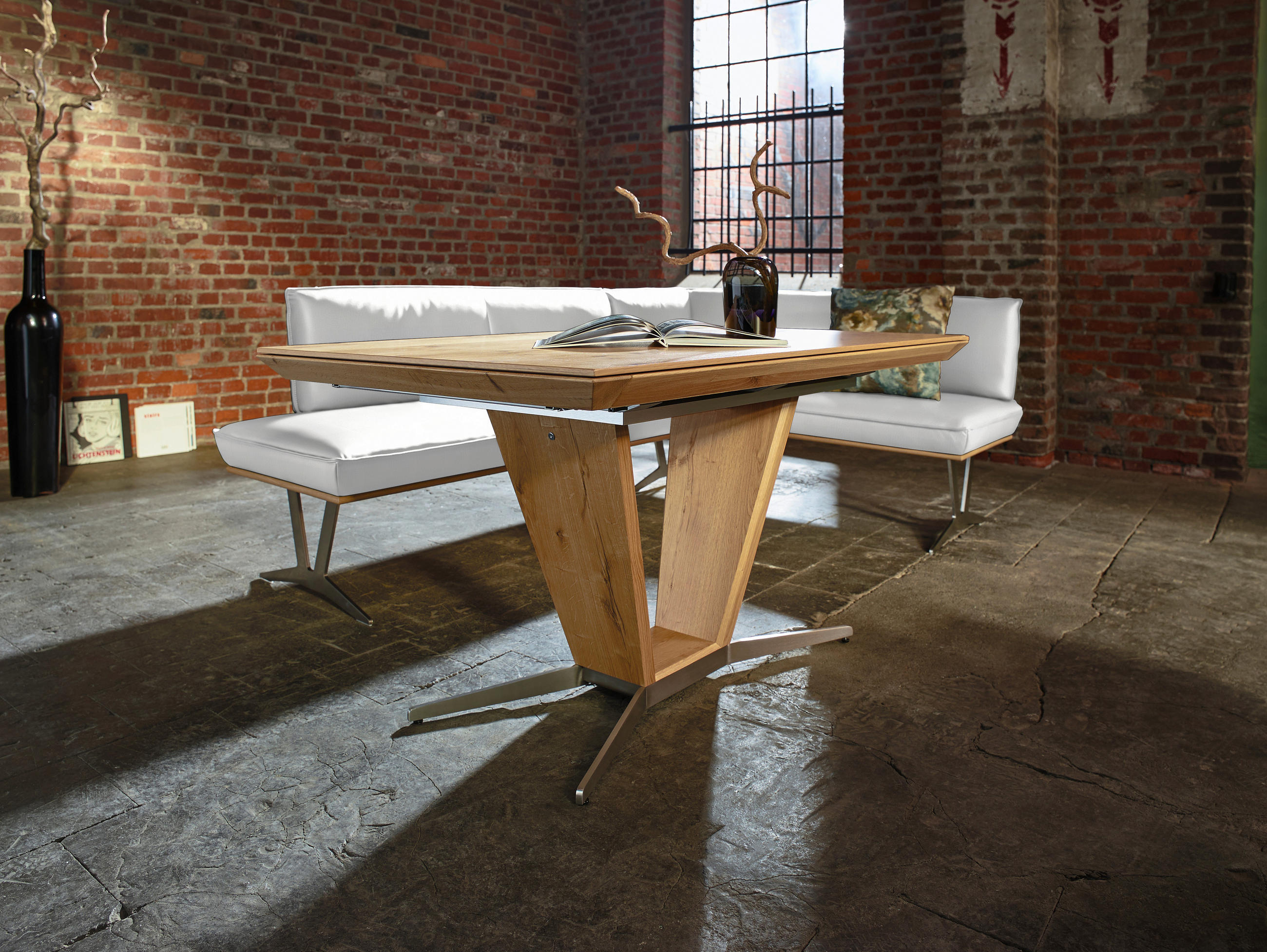 ECKBANK 237/162 cm  in Weiß  - Edelstahlfarben/Beige, Design, Leder/Holz (237/162cm) - Ambiente