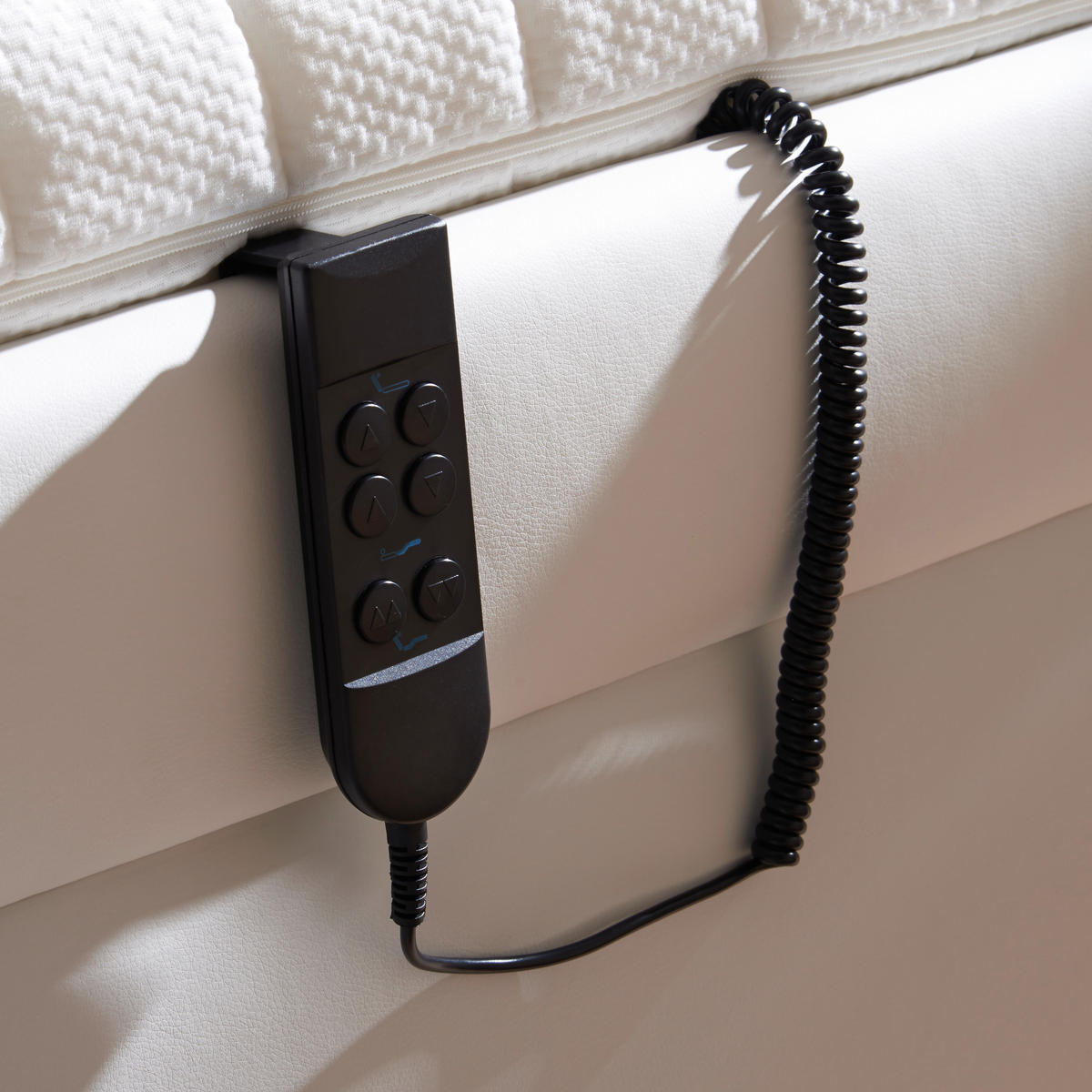 POLSTERBETT Matratze, gepolstertes Kopfteil, Lattenrost, Bettkasten, Tagesdecke, motorische Verstellbarkeit 200/200 cm  in Schwarz, Weiß  - Silberfarben/Schwarz, KONVENTIONELL, Textil/Metall (200/200cm) - Esposa