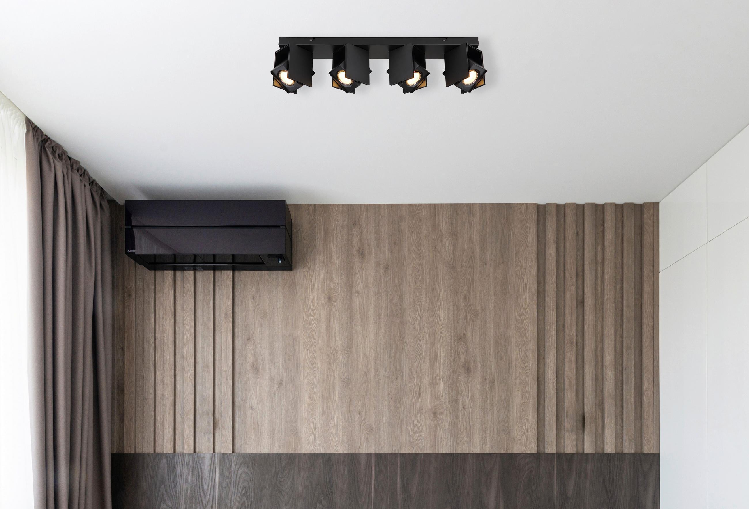 STRAHLER Rory 61,2/8,4/15,7 cm   - Schwarz, Design, Metall (61,2/8,4/15,7cm) - Globo