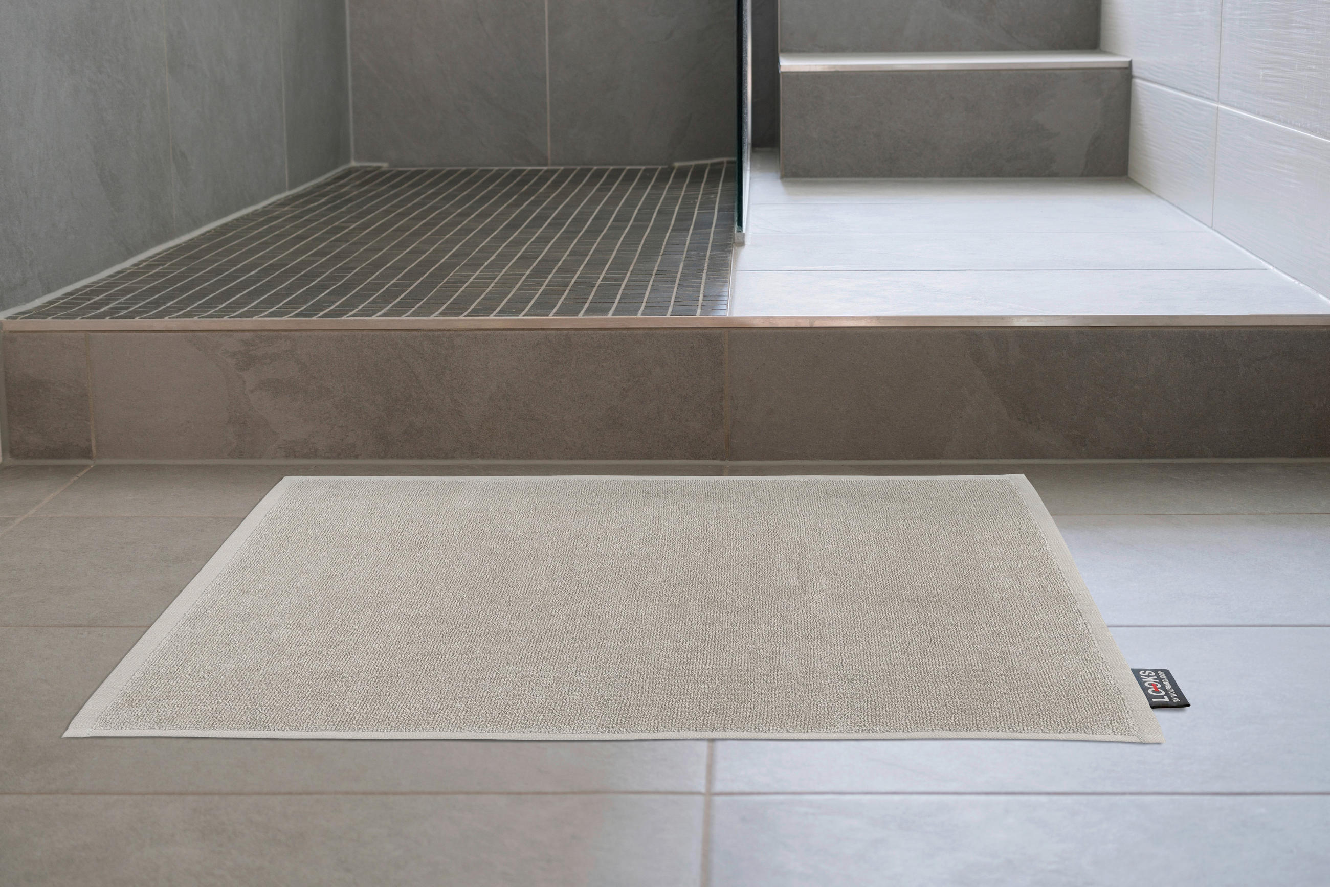 BADEMATTE Silberfarben 50/70 cm  - Silberfarben, KONVENTIONELL, Naturmaterialien/Textil (50/70cm) - LOOKS by W.Joop