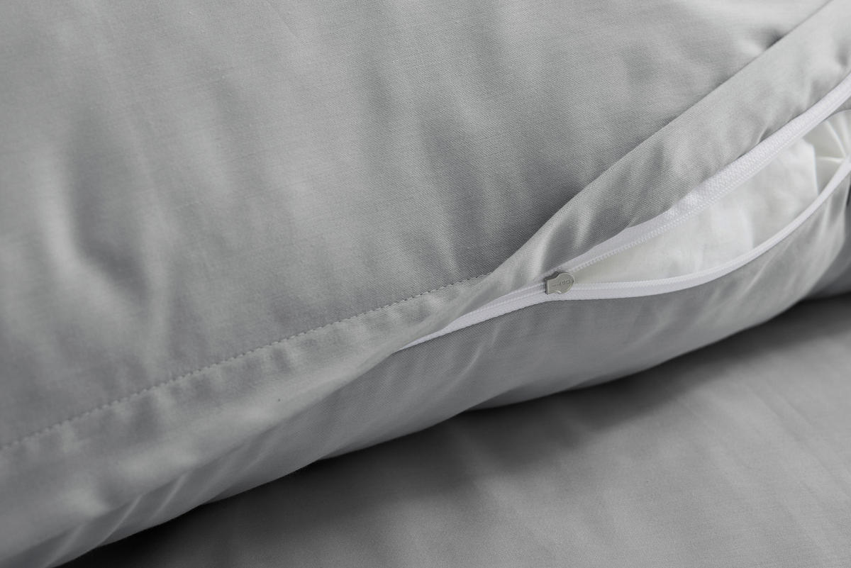 BETTWÄSCHE Makosatin 155/220 cm  - Silberfarben, Basics, Textil (155/220cm) - Bugatti