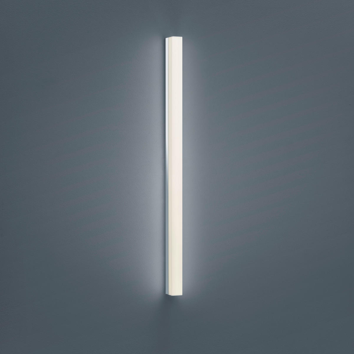 BADEZIMMER-WANDLEUCHTE - Chromfarben, Design, Metall (6/4/90cm) - Helestra